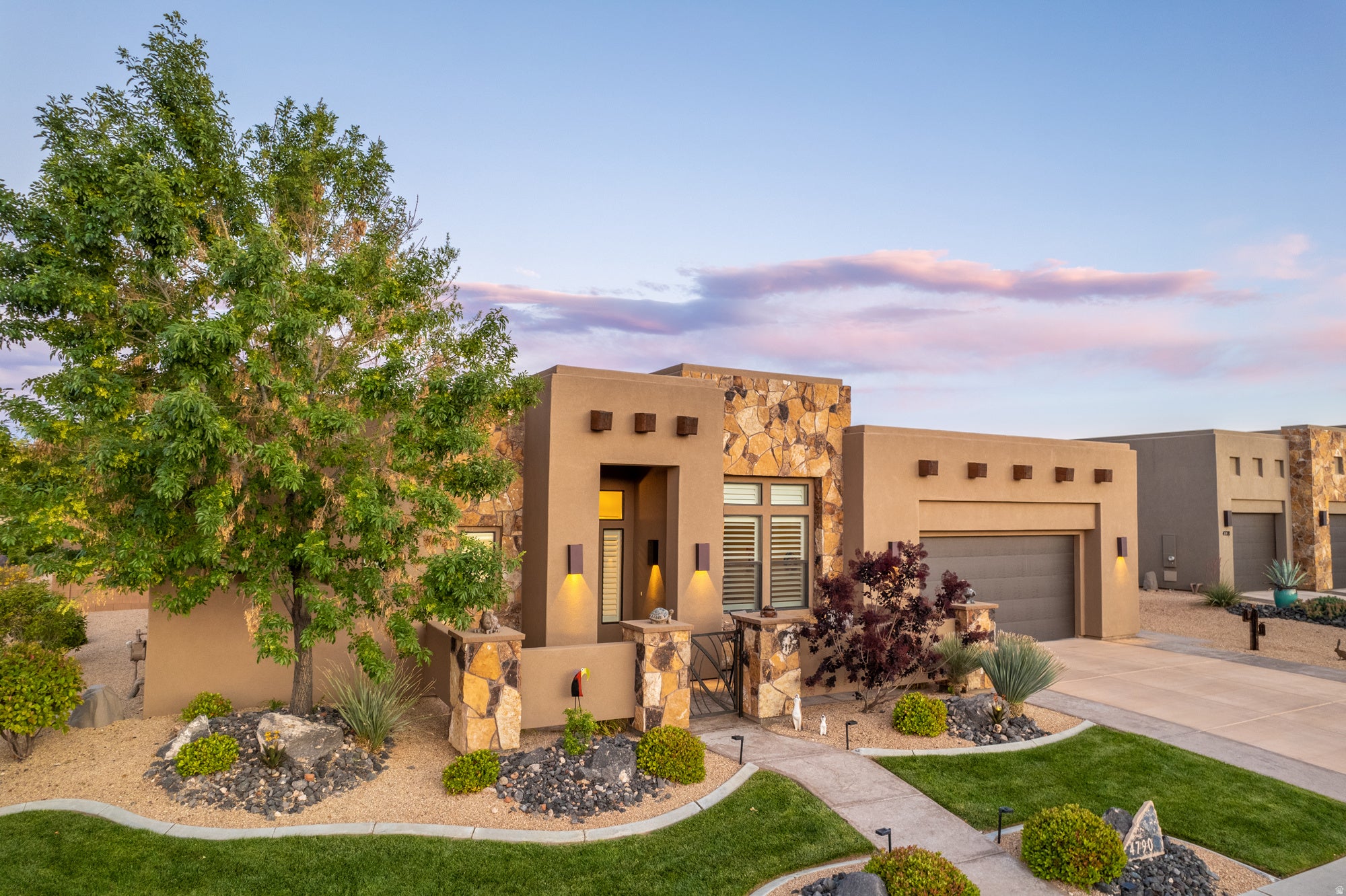 Refined Desert Retreat in The Ledges