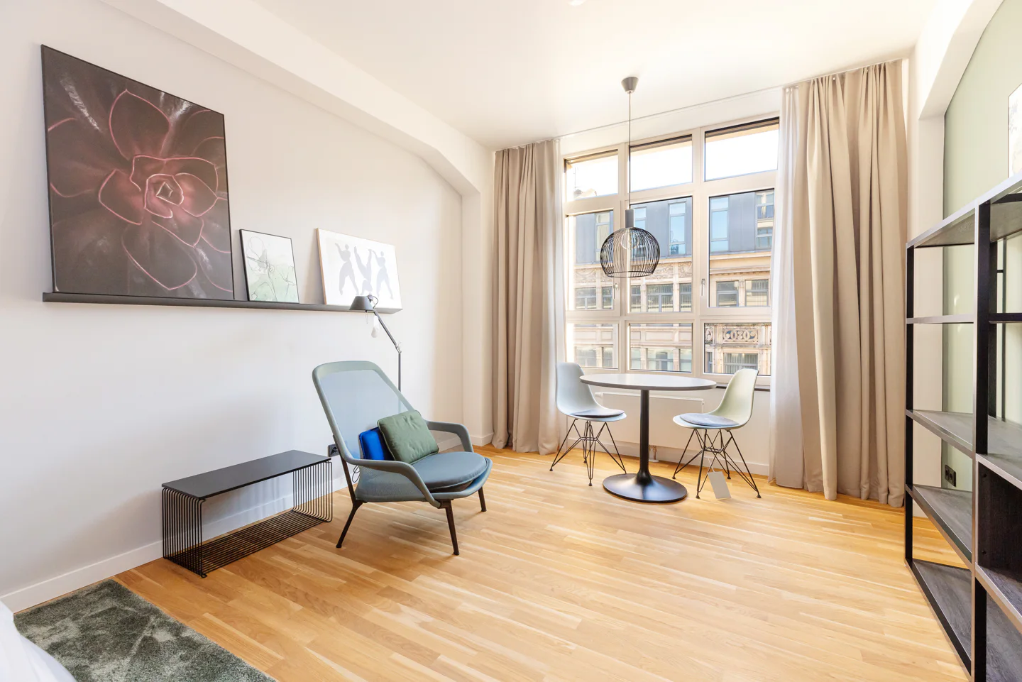 High-End Premium Studio-Apartment in the Heart of Frankfurt – Fully Furnished - Photo 1