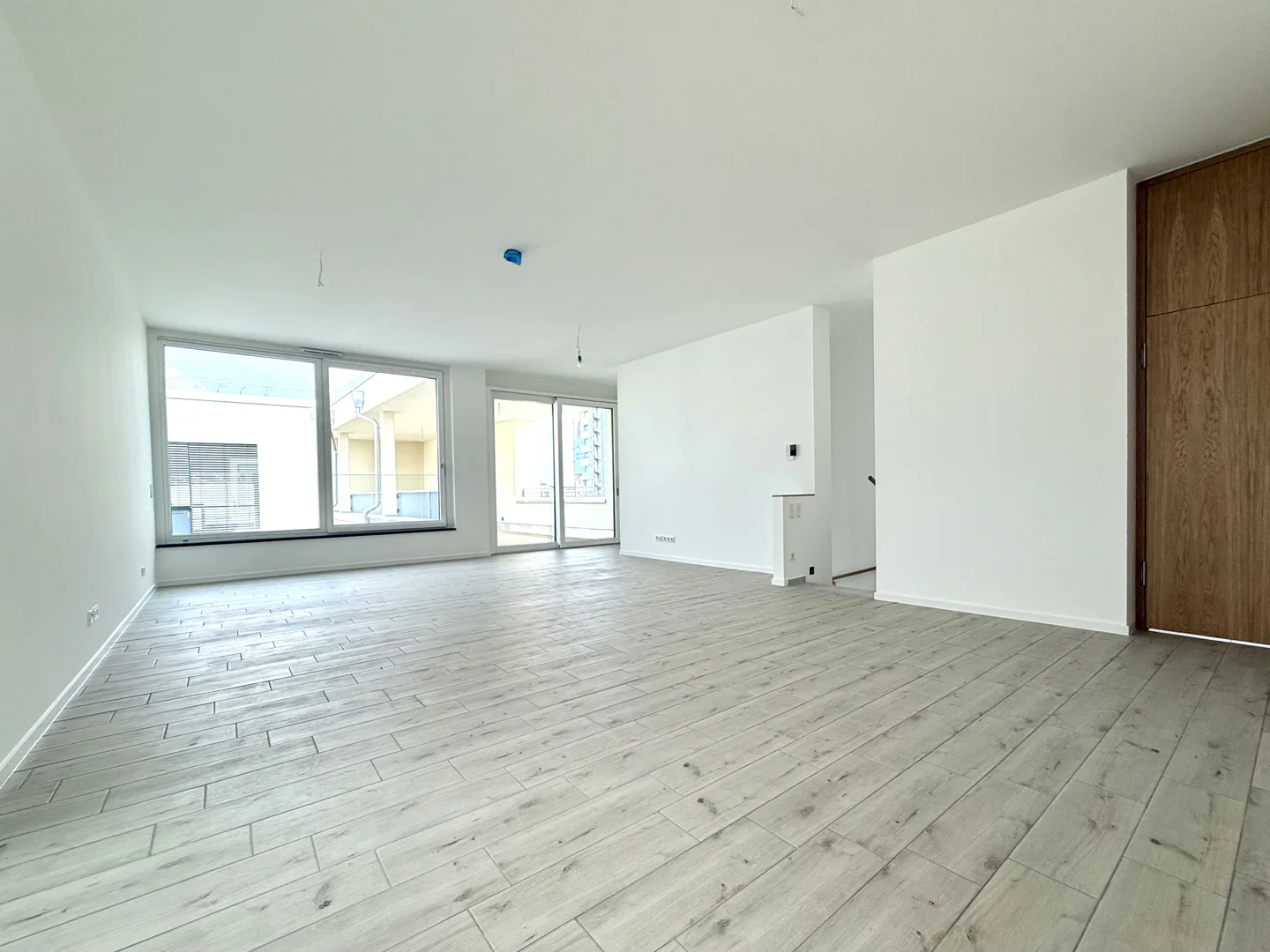 Stilvolle 4-Raum-Wohnung mit 3 Terrassen - Foto 1