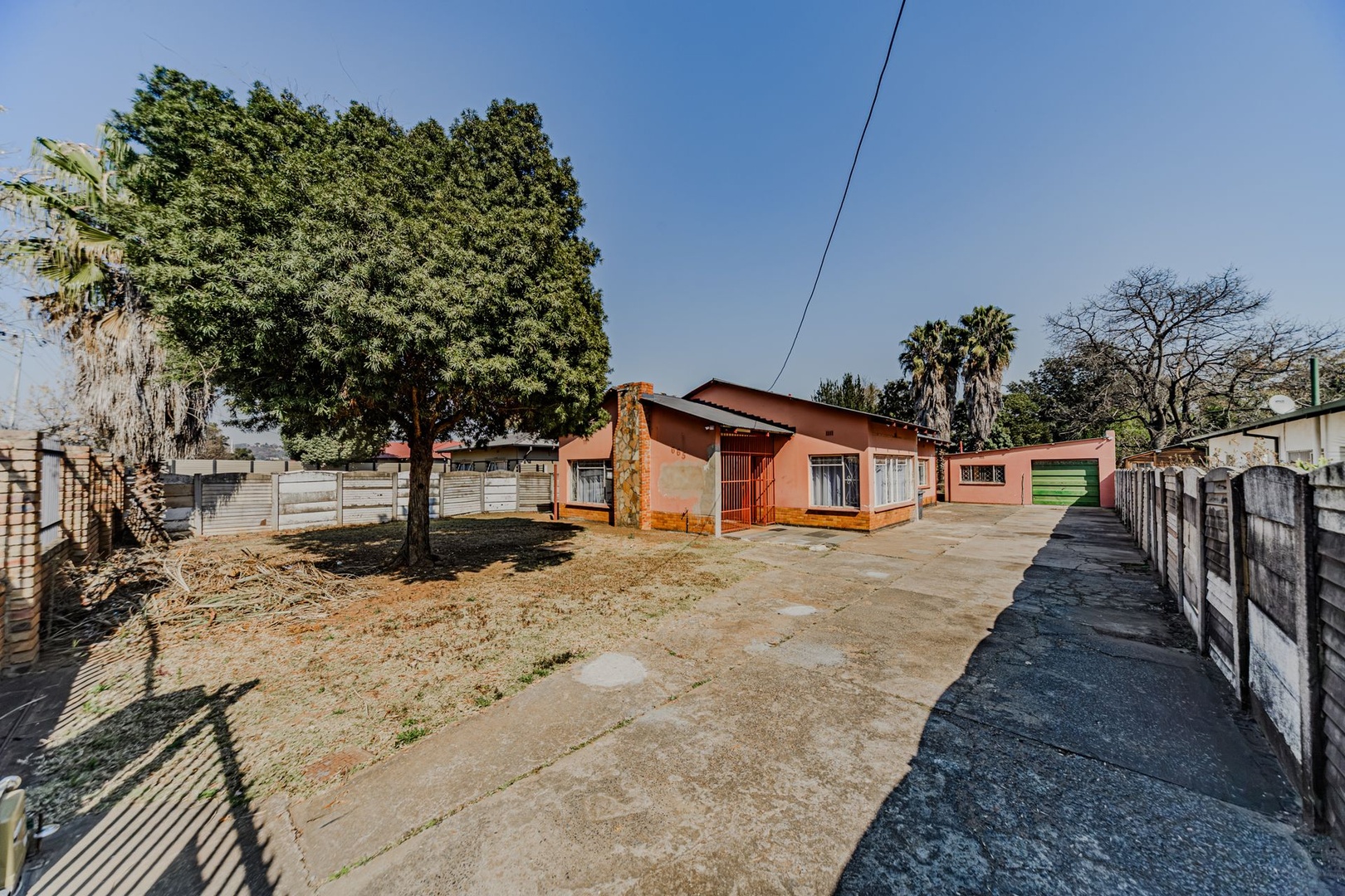 Fixer-Upper with Huge Potential in Prime Location!