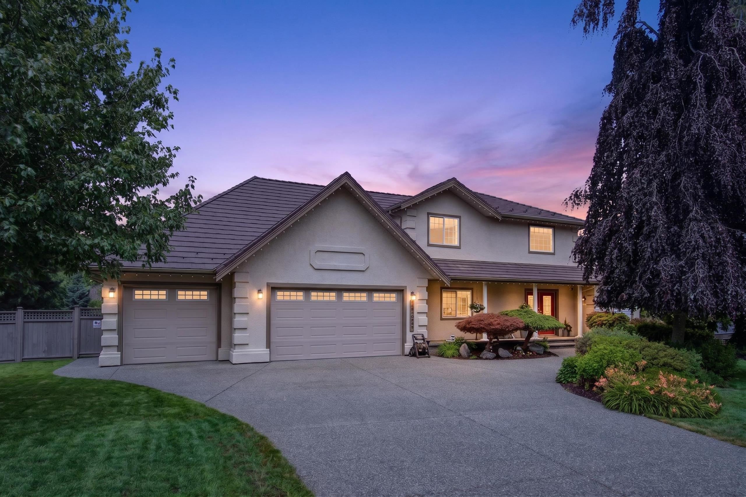 Lovely Family Home in Prestigious Abby Ridge!