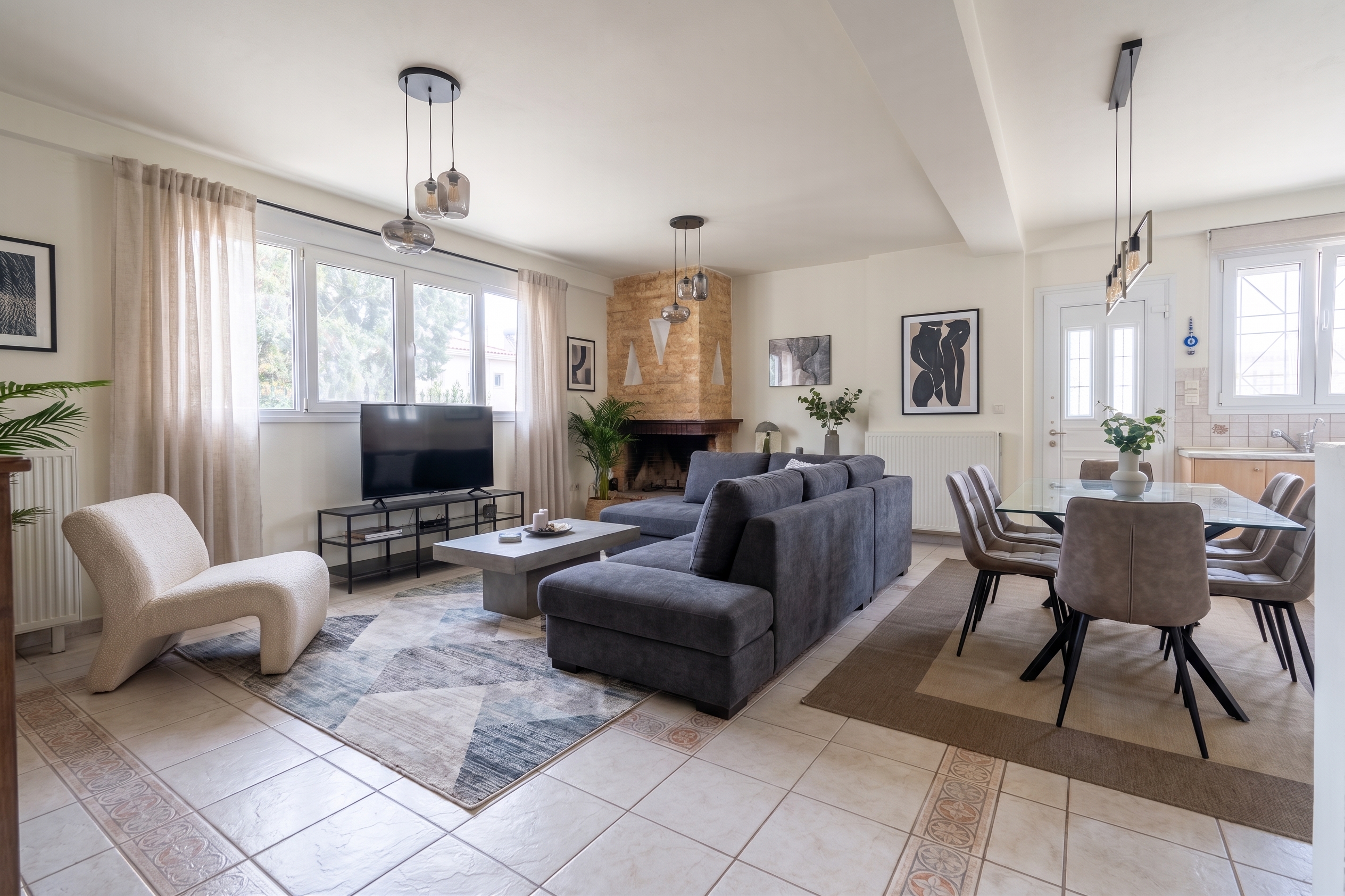 Maisonette with rooftop in Porto Rafti