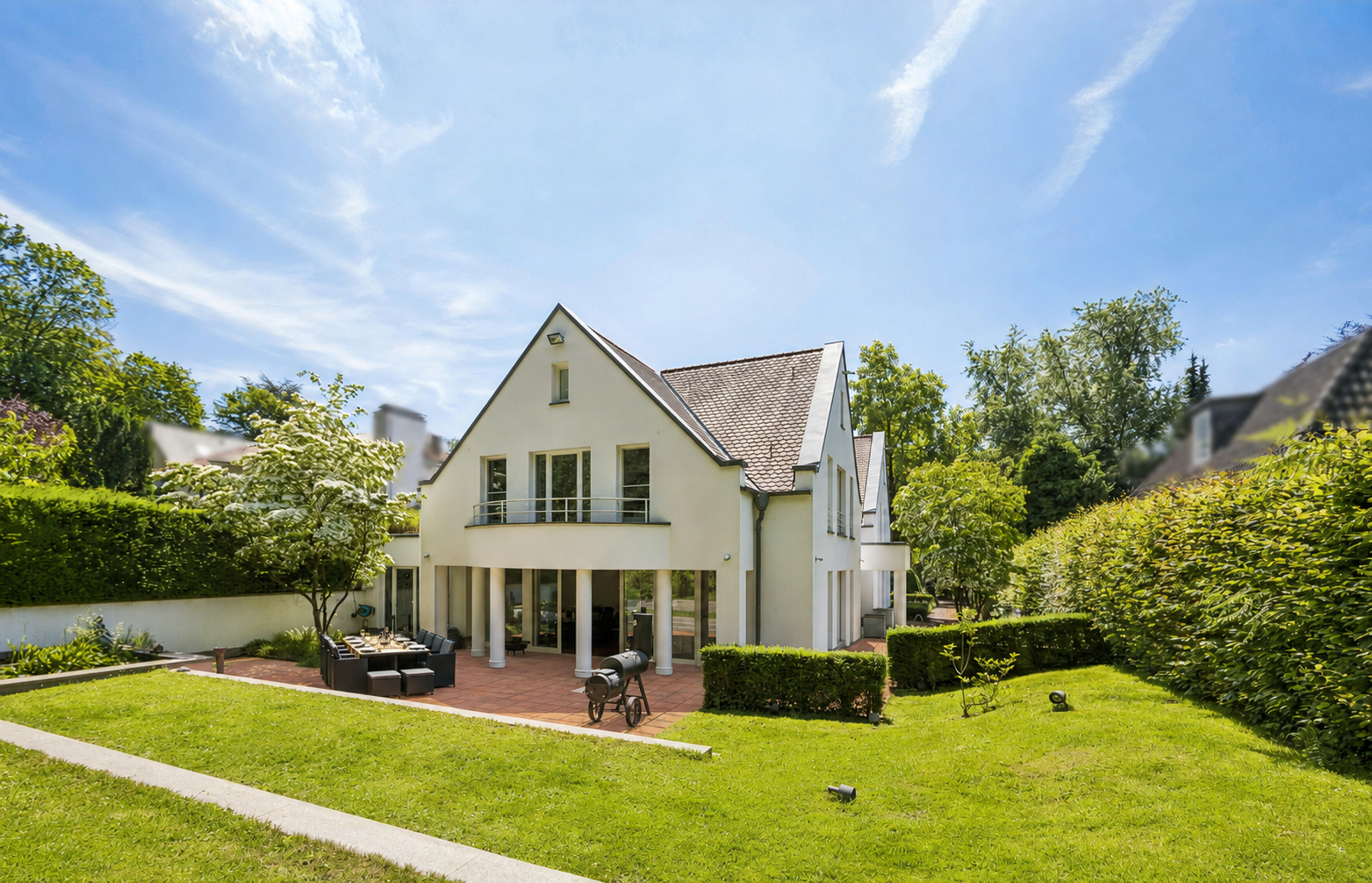 Private Estate | Die Kunst des exklusiven Wohnens mit Parkgrundstück & eigenem Wald [KI-modifiziert]