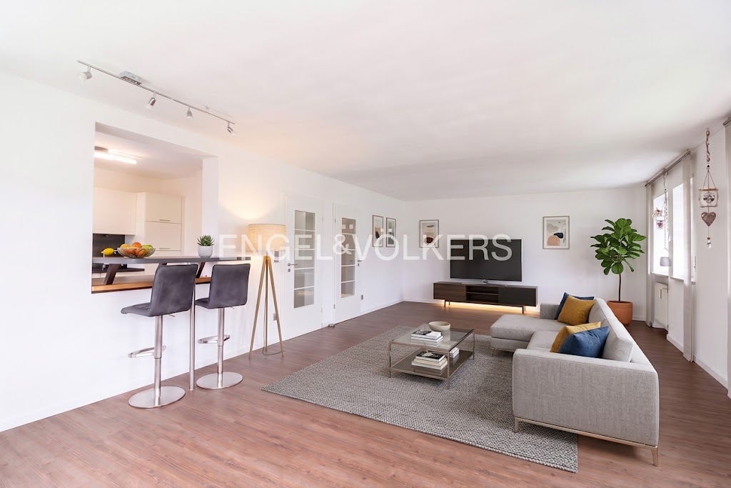 Zuhause im Grünen: Großzügige 5-Zimmer-Maisonette mit eigenem Garten in zentraler Lage