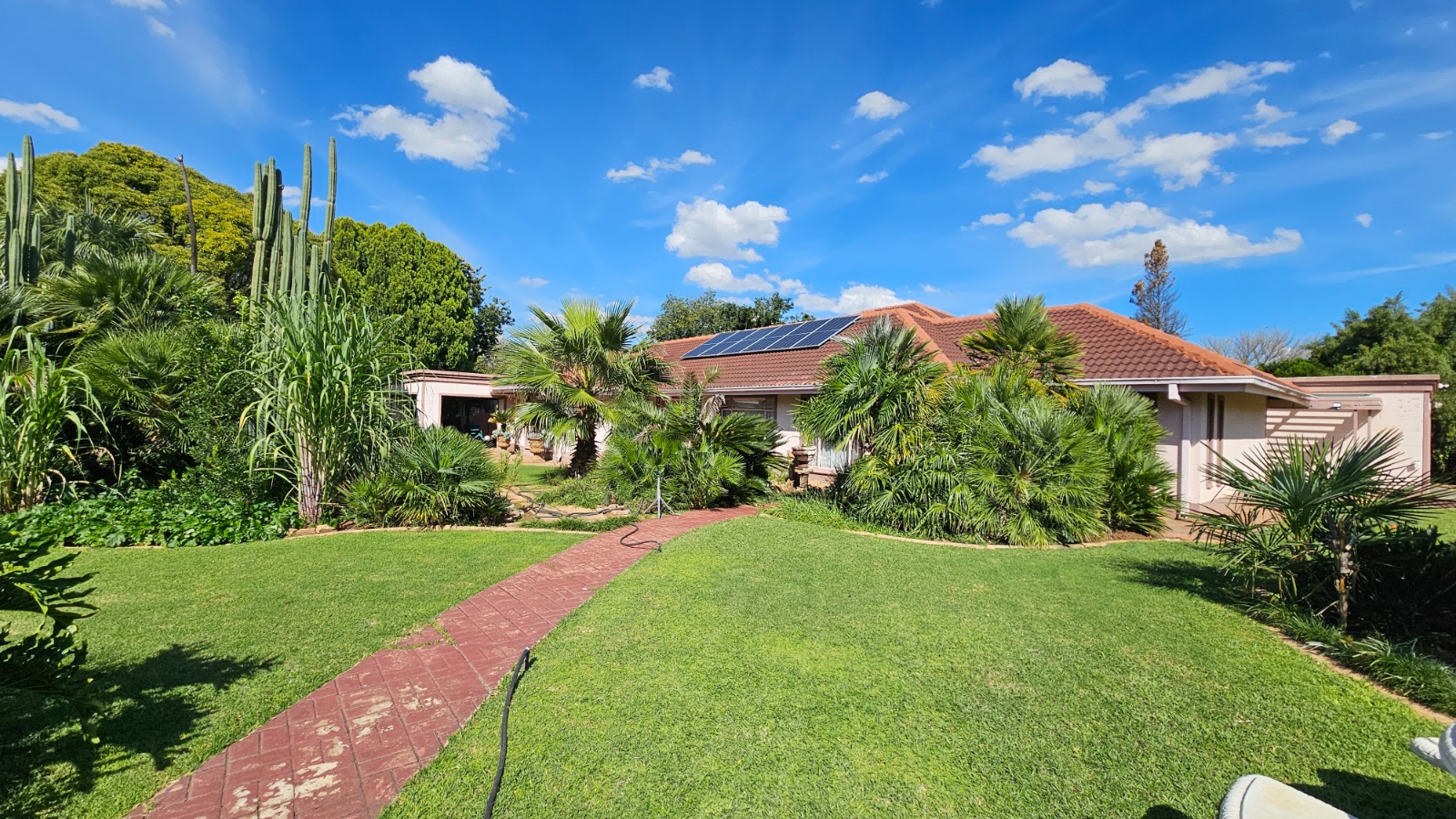 Spacious Family Home in Tranquil Area