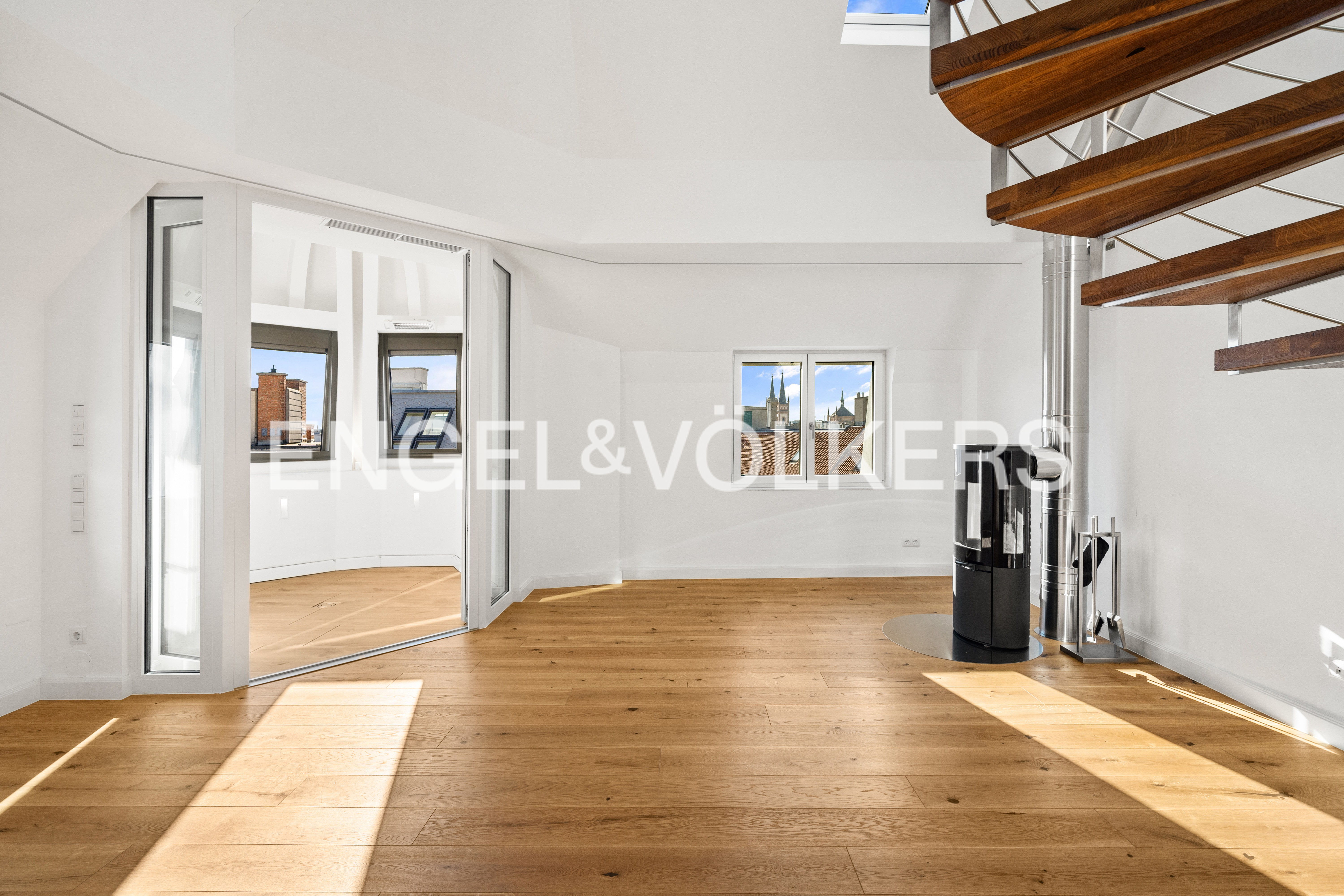 Exceptional Rooftop Apartment with a Tower Loggia