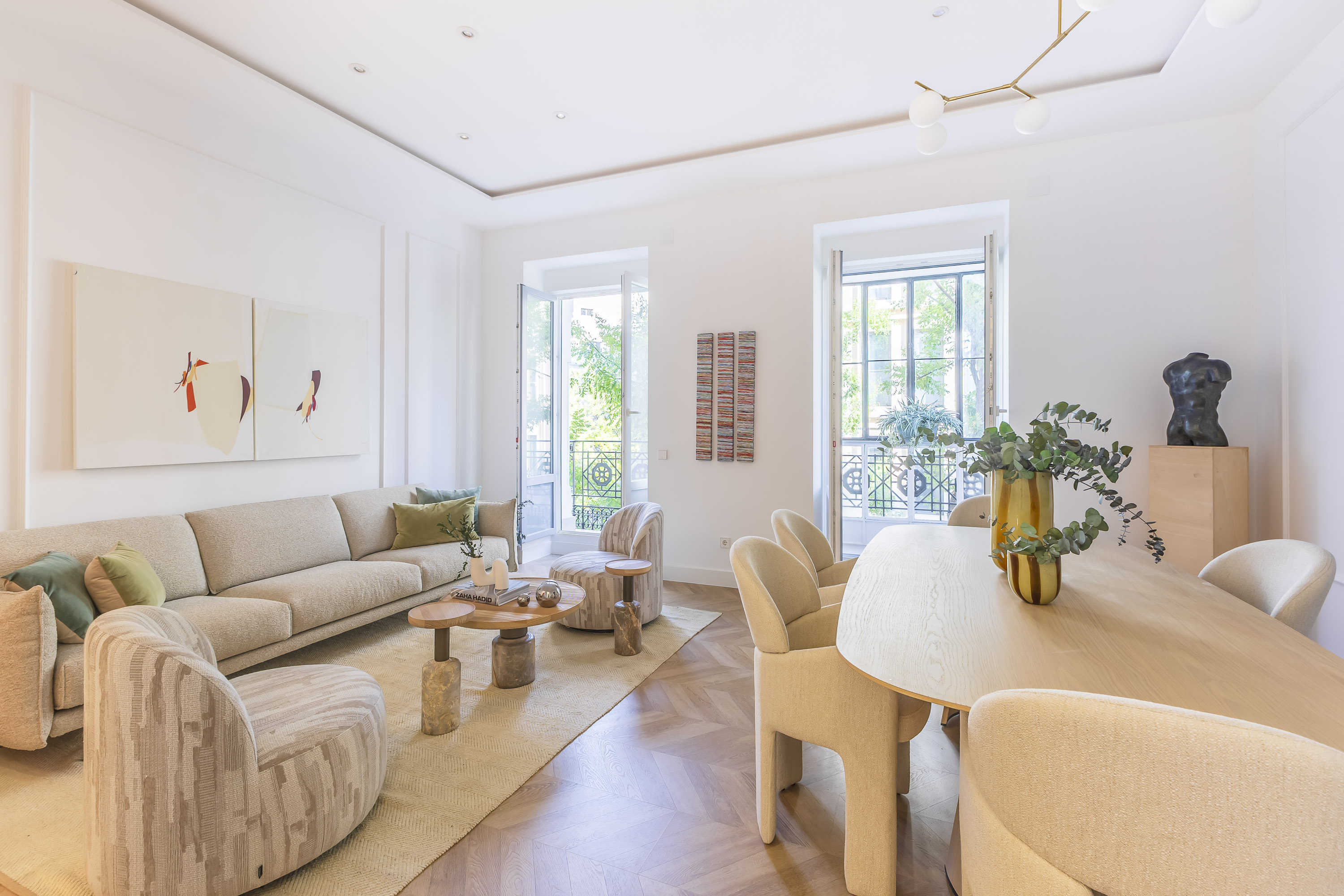 Exclusive, brand-new flat in a restored classic building in Almagro