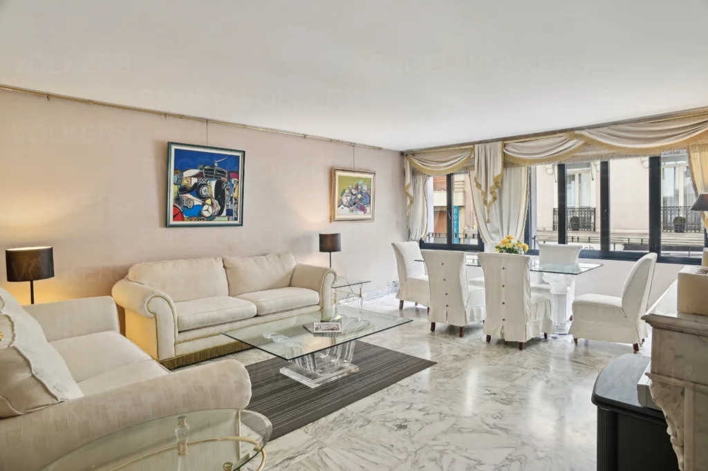 Cannes Centre, 3-room flat, lift