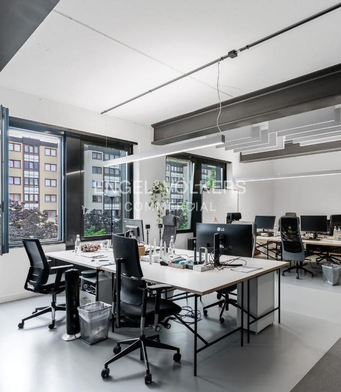 Modern ausgebaut: Ihr neues Büro in Berlin Gesundbrunnen