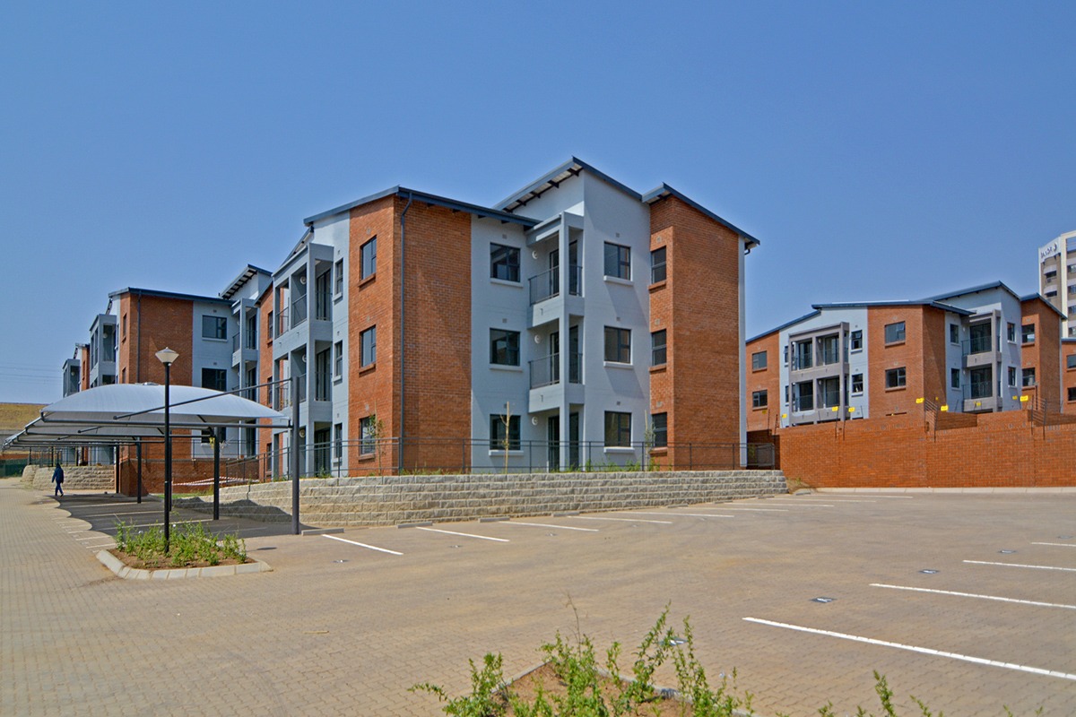 2 Bedroom 1 Bathroom Grand Central (Midrand)