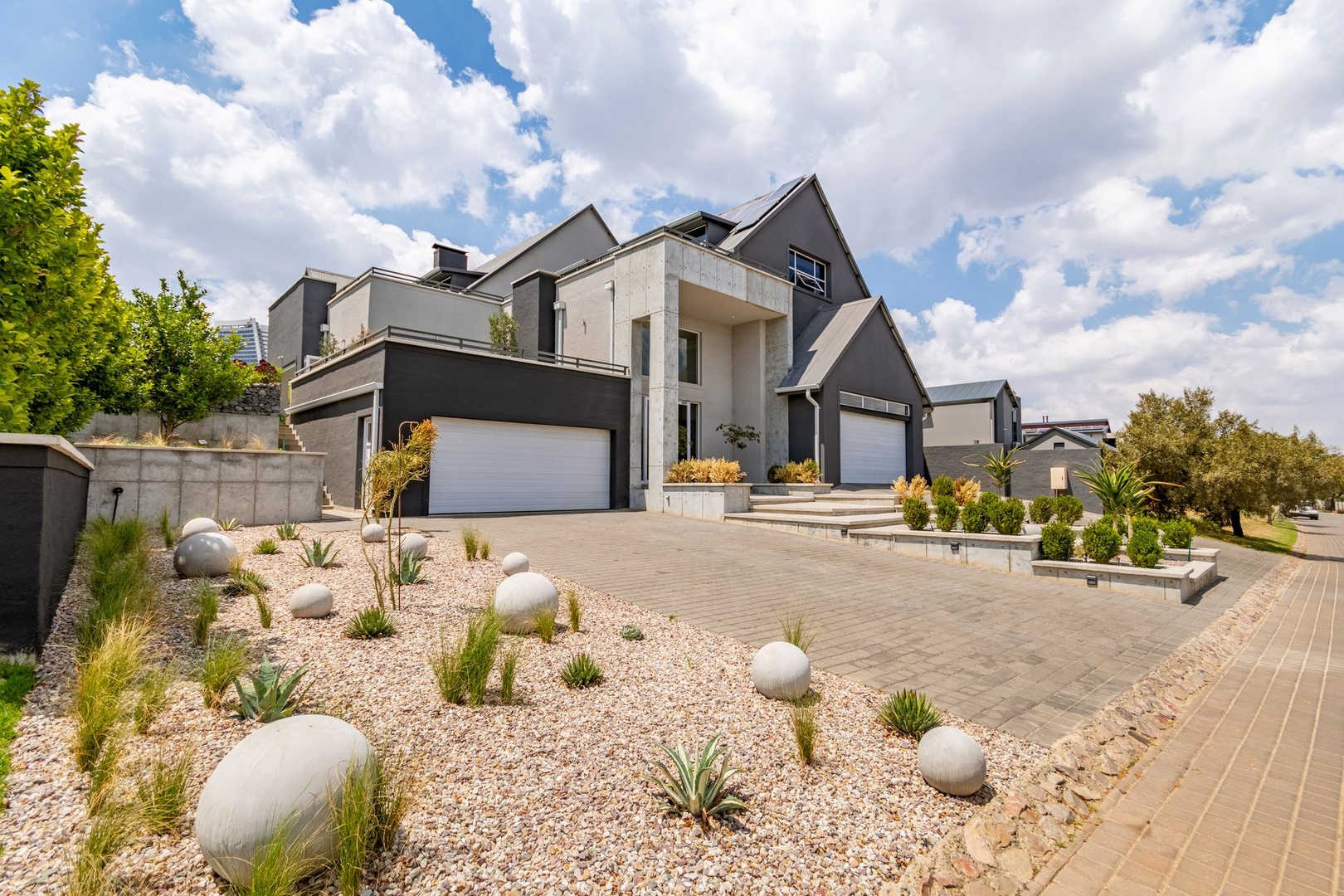 Stunning Four Bedroom Family Home For Sale in Waterfall Country Estate