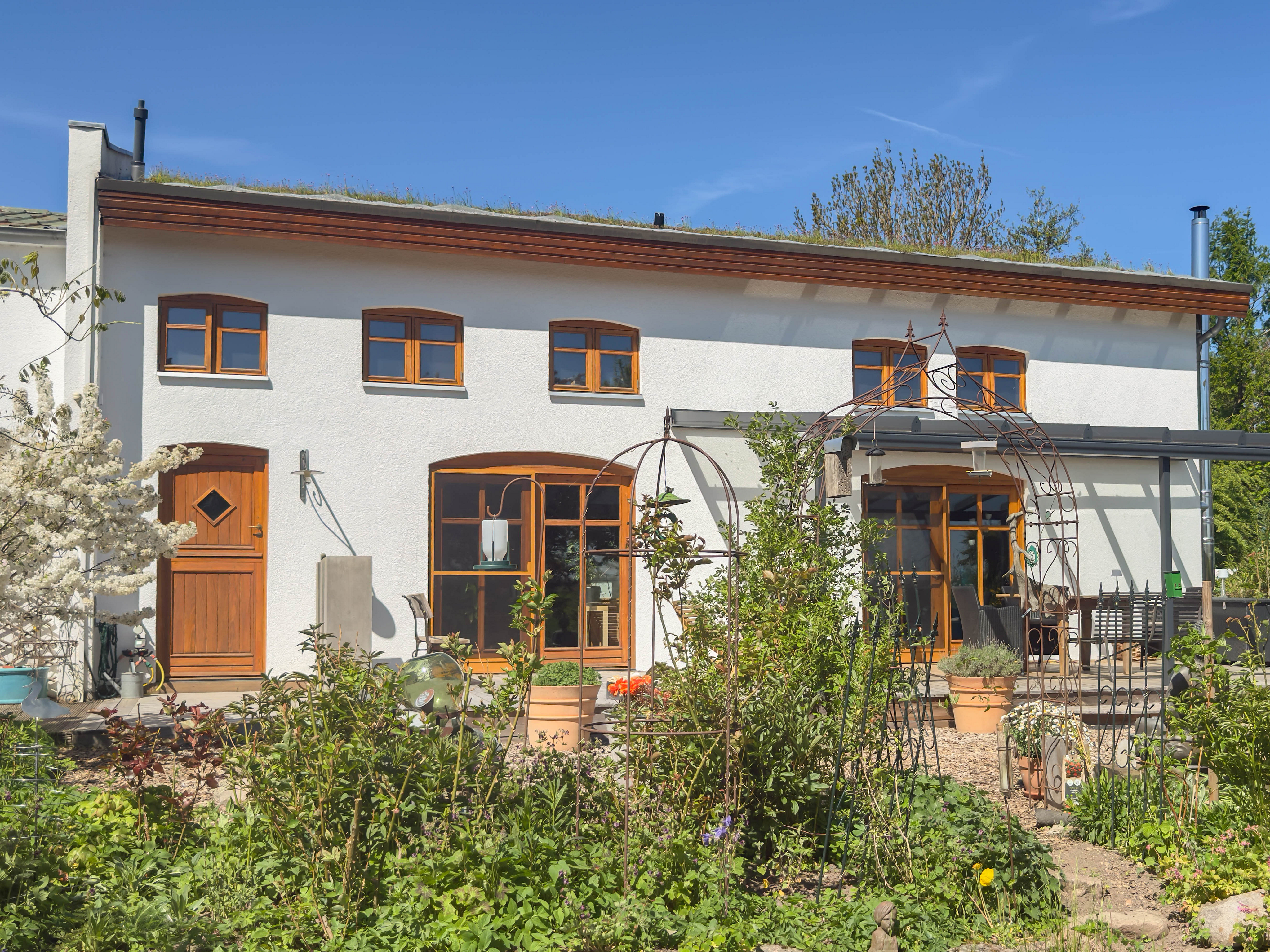 Finca Flair in Willendorf – außergewöhnliches Wohnhaus in traumhafter Feldrandlage