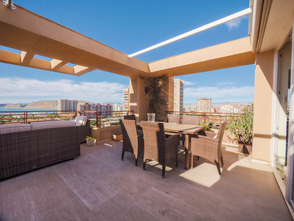 Fantastic Penthouse with Dreamlike Views