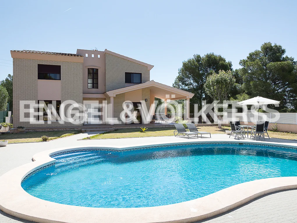 Marvelous villa with pool in Benicàssim