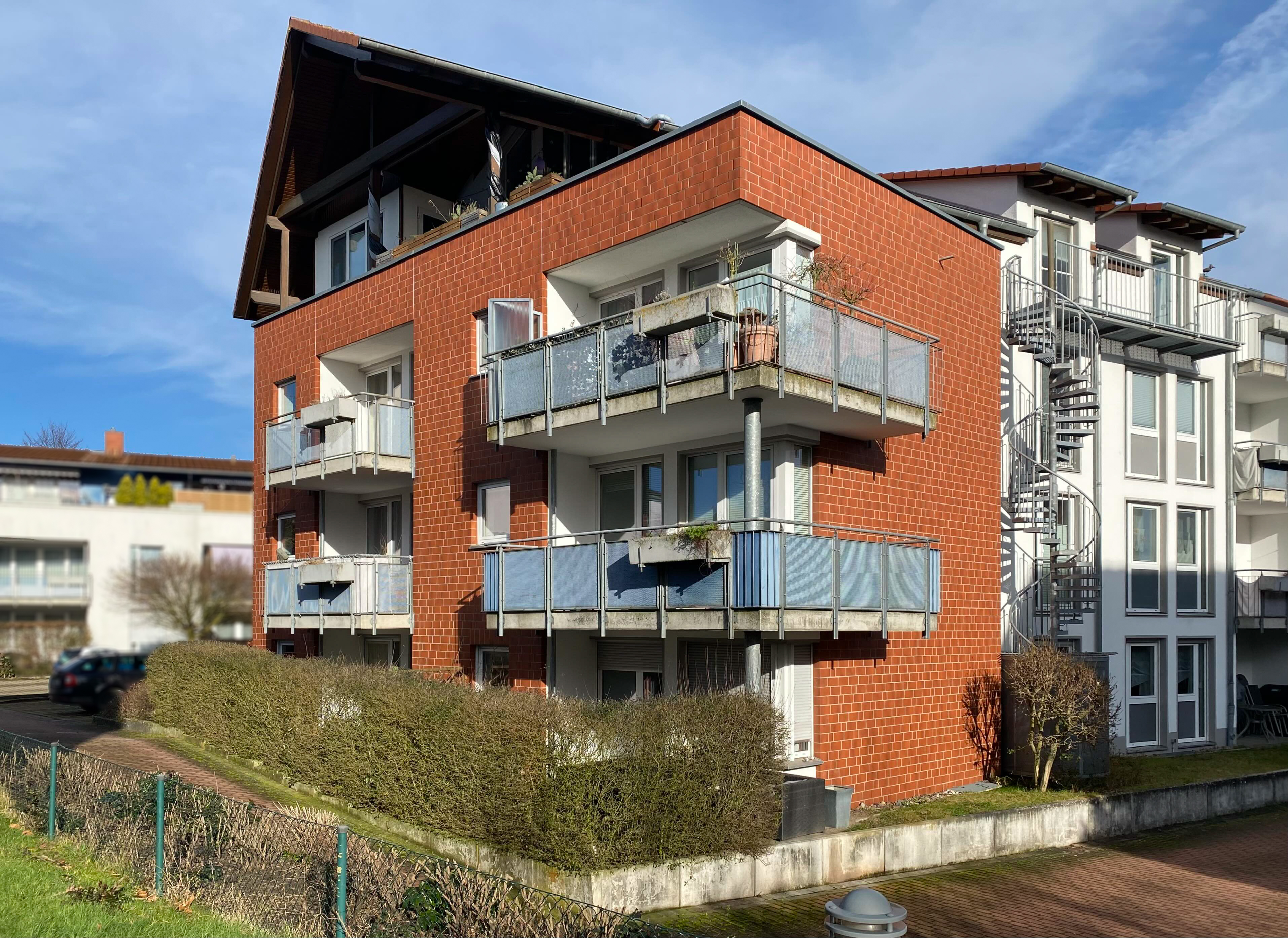 Sonnige 2-Zimmer-Wohnung mit Südwest-Balkon in ruhiger und zentraler Lage von Mellendorf