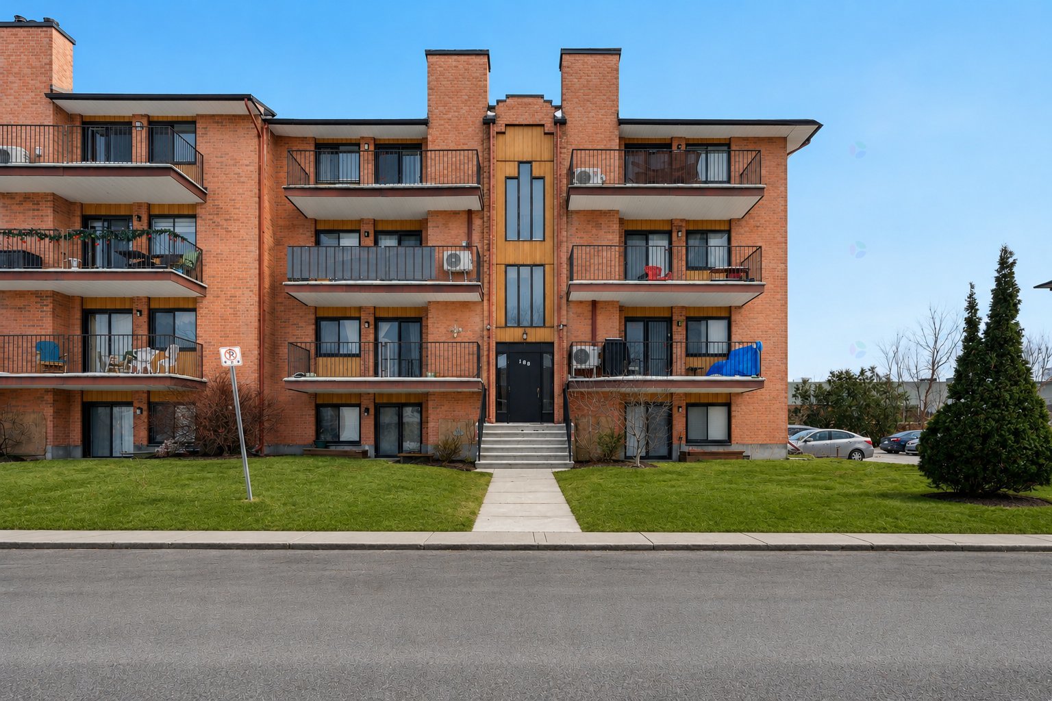 Bright Modern Condo | Near Gatineau Park