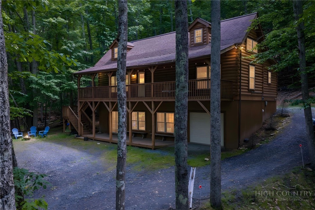 Beech Mountain Dream Home + Rental Income Opportunity