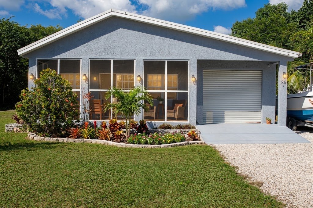 Welcome to your coastal retreat in Consejo Shores!