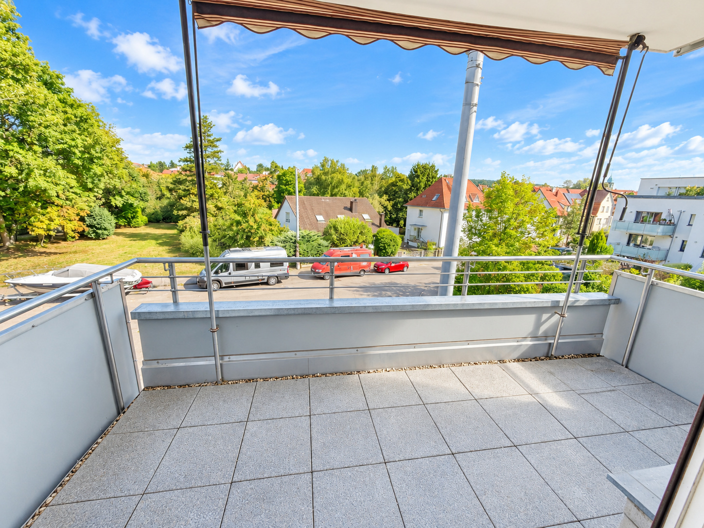 FEUERBACH: Attraktive 2-Zimmer-Wohnung mit Balkon