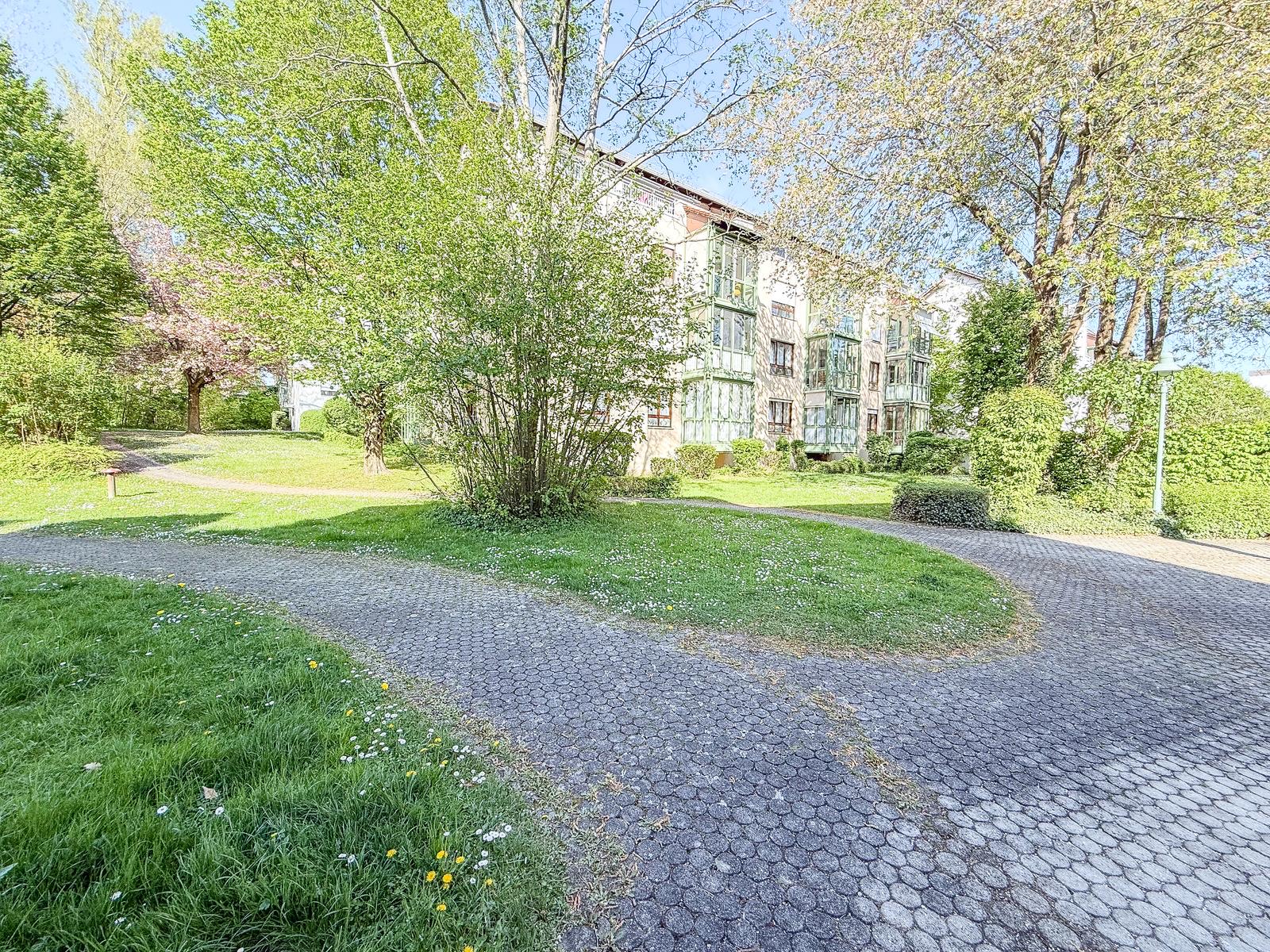 Zur Kapitalanlage: Helle 2-Zimmer Wohnung mit Flair