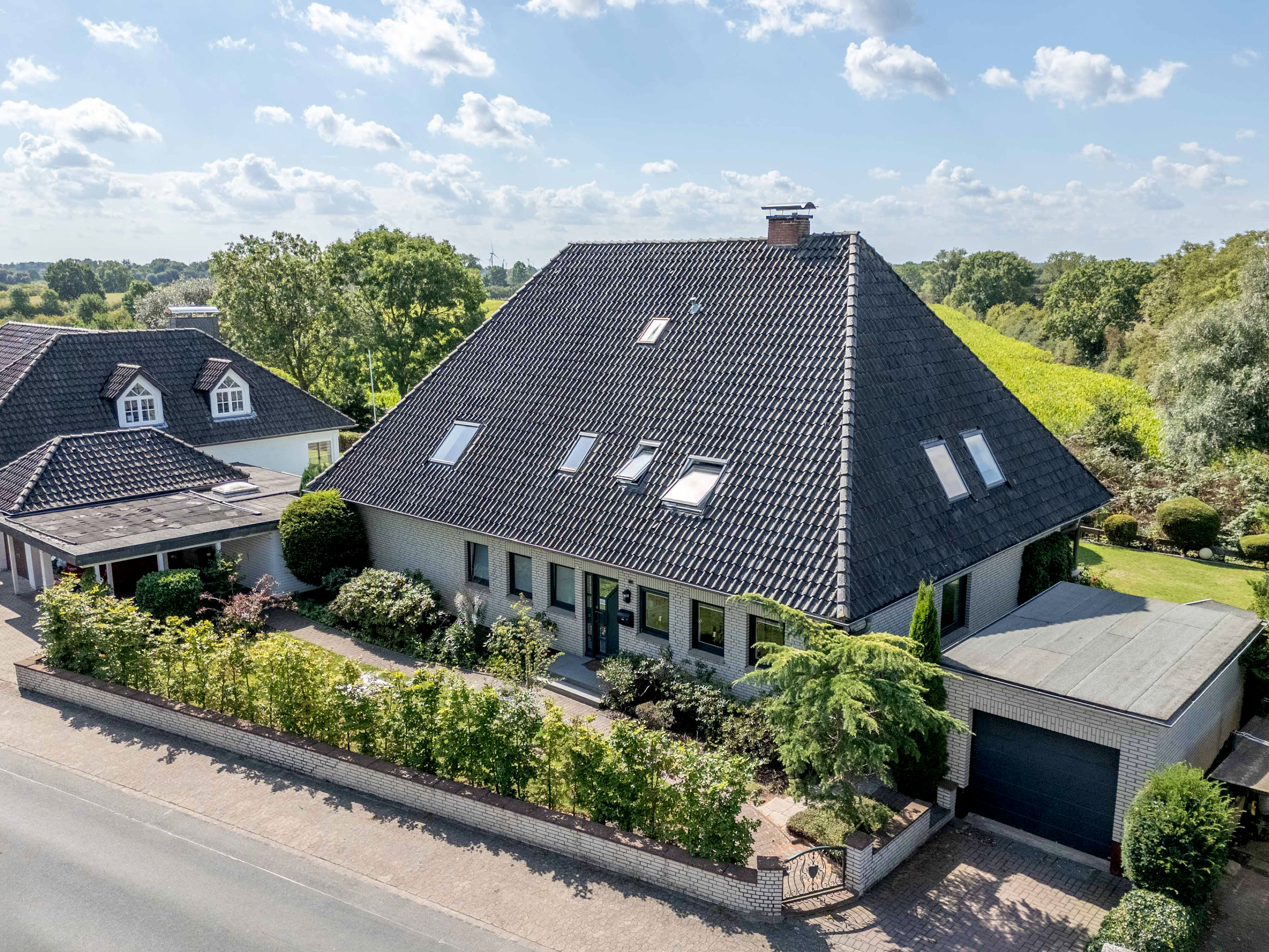 Privates Refugium in Achim-Uesen – großzügiges Anwesen mit Pool und unverbaubarem Marschblick
