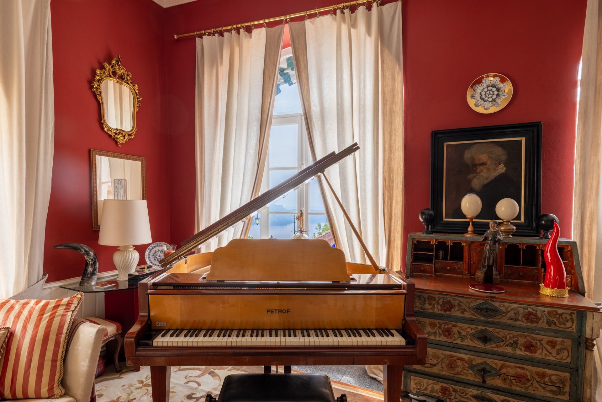 Prestigioso palazzo d’epoca nel cuore di Cargiago, antico borgo del XV secolo vista Lago