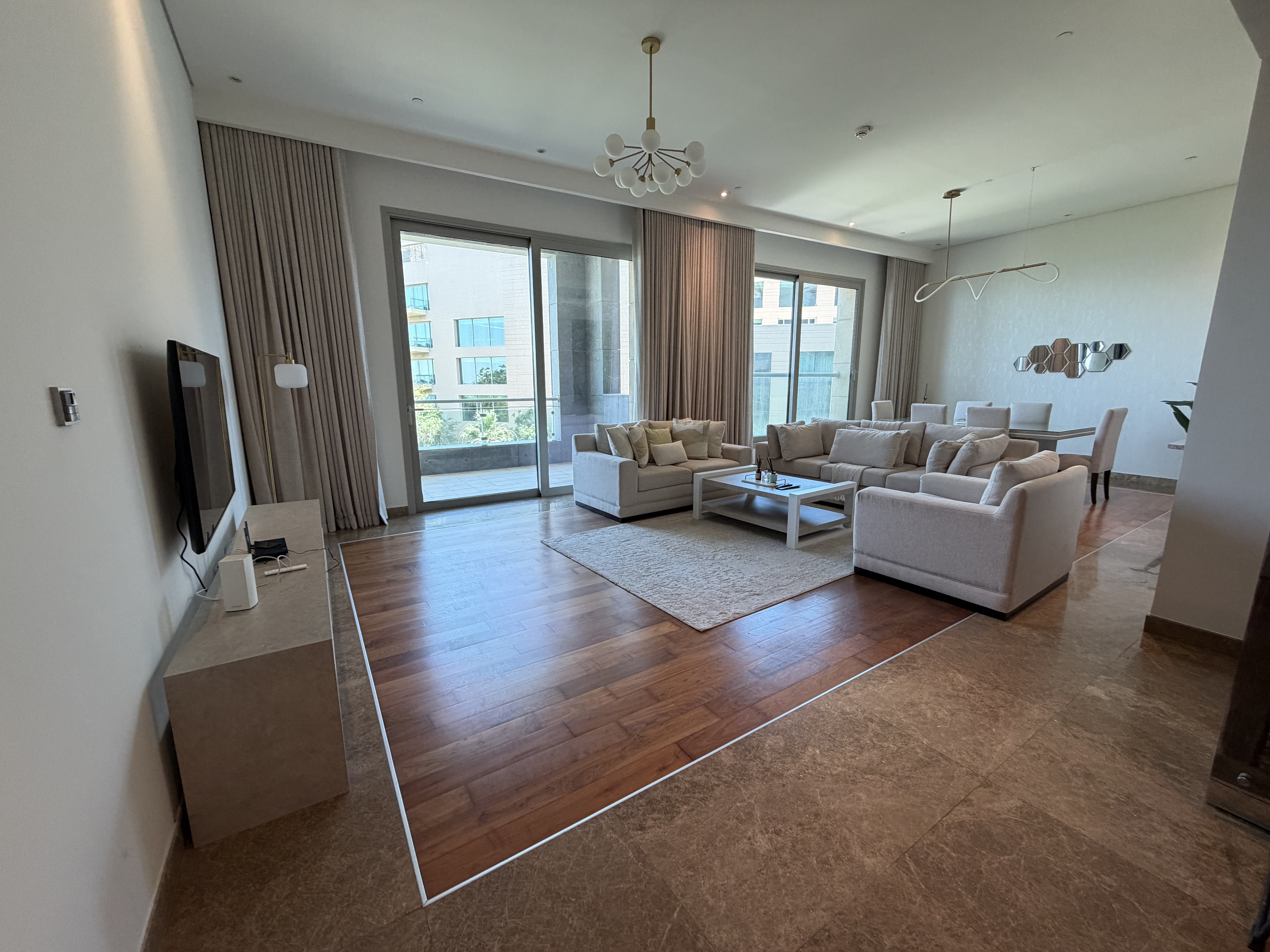 Sea Views | Vacant | Large Layout