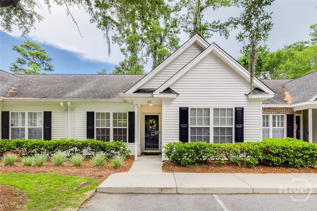Well-kept & Conveniently Located Townhome on Wilmington