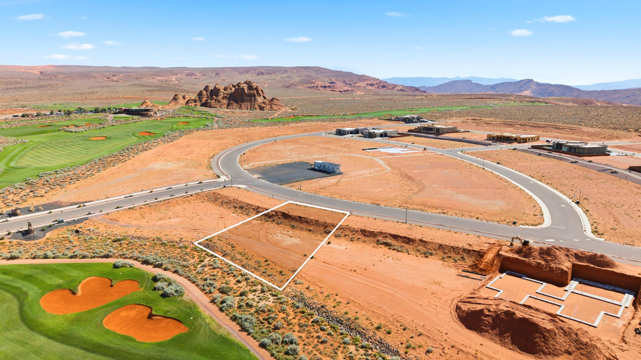 Red Rock Views on the 17th Fairway