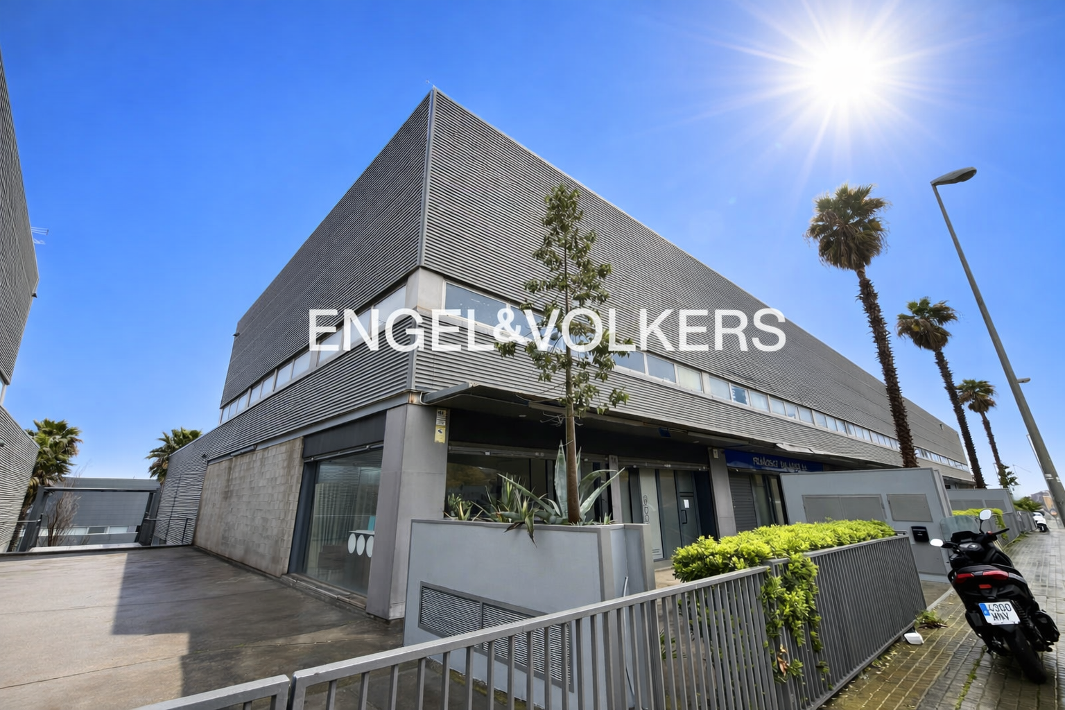 Nave en alquiler en Montigalà