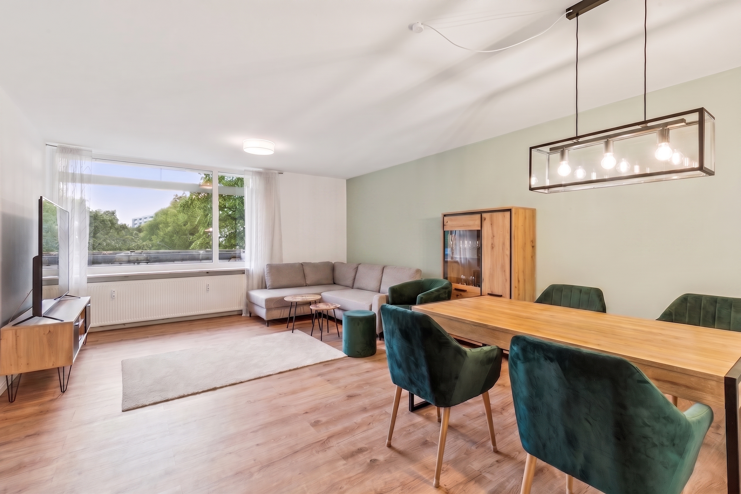 Fully renovated 3-room apartment with a large southwest-facing loggia [AI-modified]
