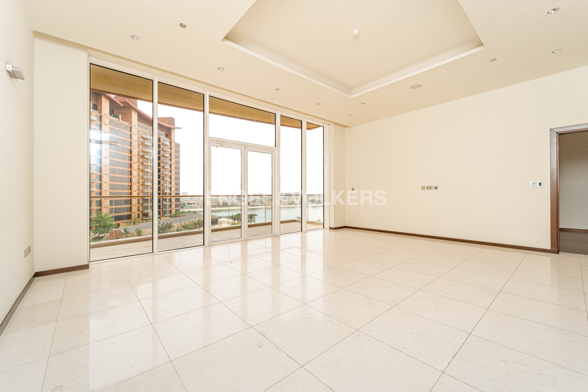 Direct Beach Access | Low Floor | Vacant Now
