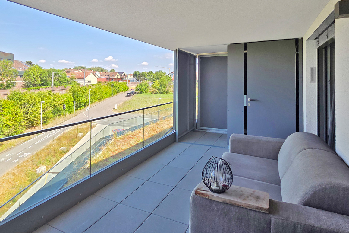 Moderne 2-Zimmer-Wohnung mit Balkon, Einbauküche und Tiefgarage