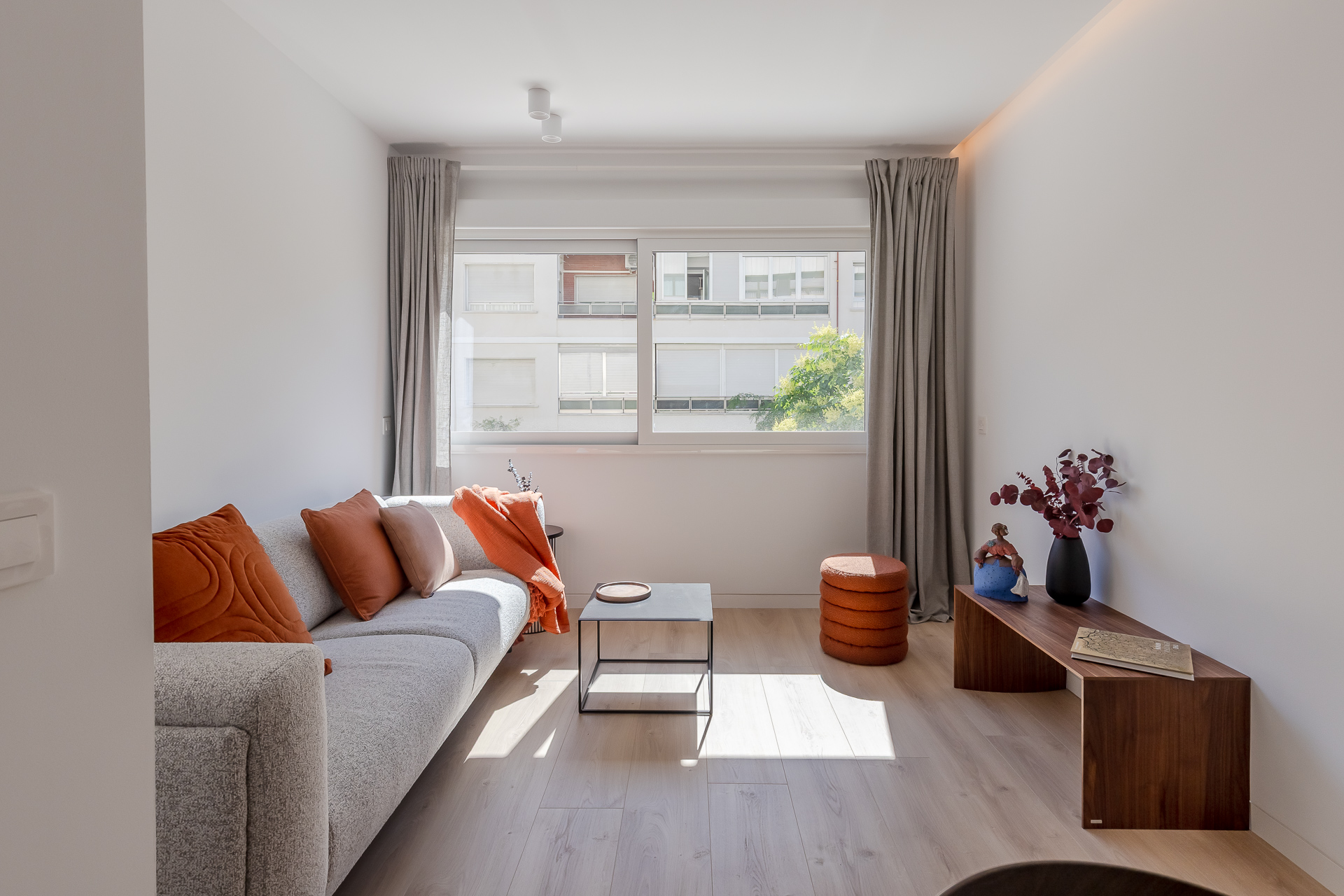 Excelente apartamento en la calle Castelló.