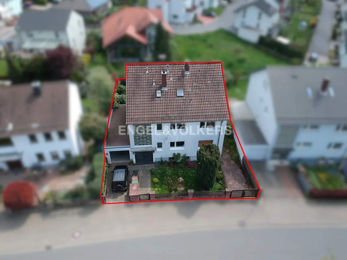 4-Familienhaus in ruhiger Wohnlage von Neckargemünd