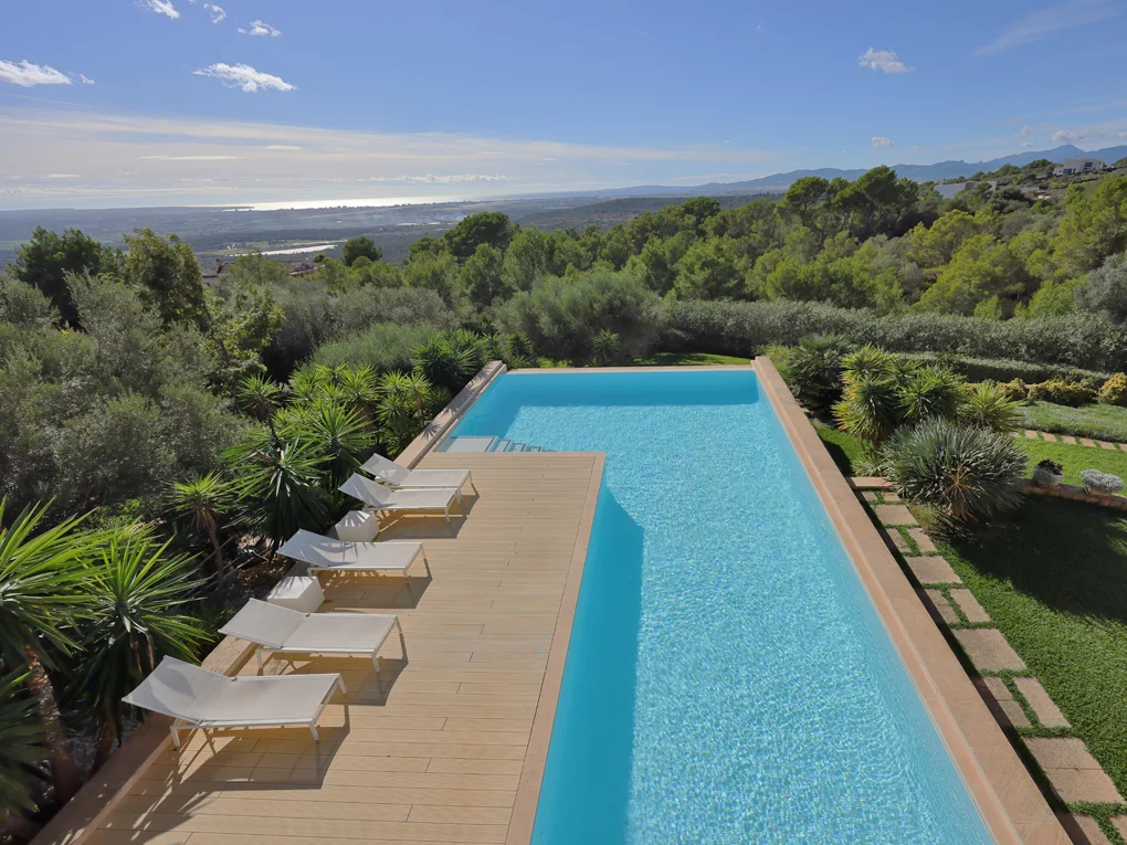 High-quality luxury villa in Puntiró