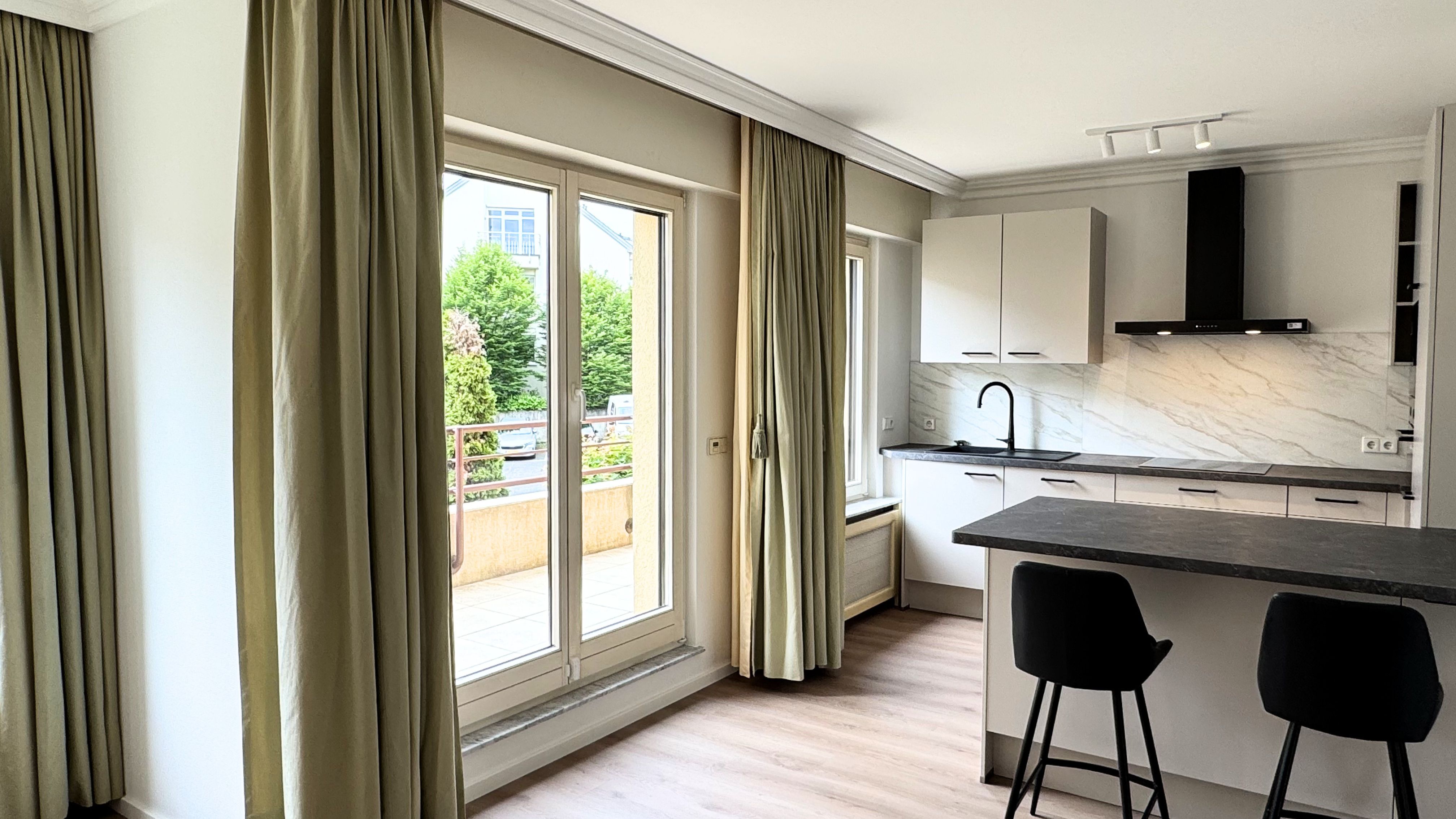 Very nice bright, quiet 2-bedroom apartment in Belair