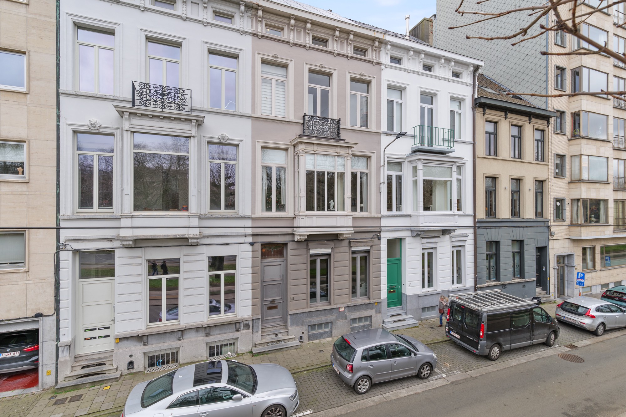 Combination of living and working in a stately townhouse by South Park