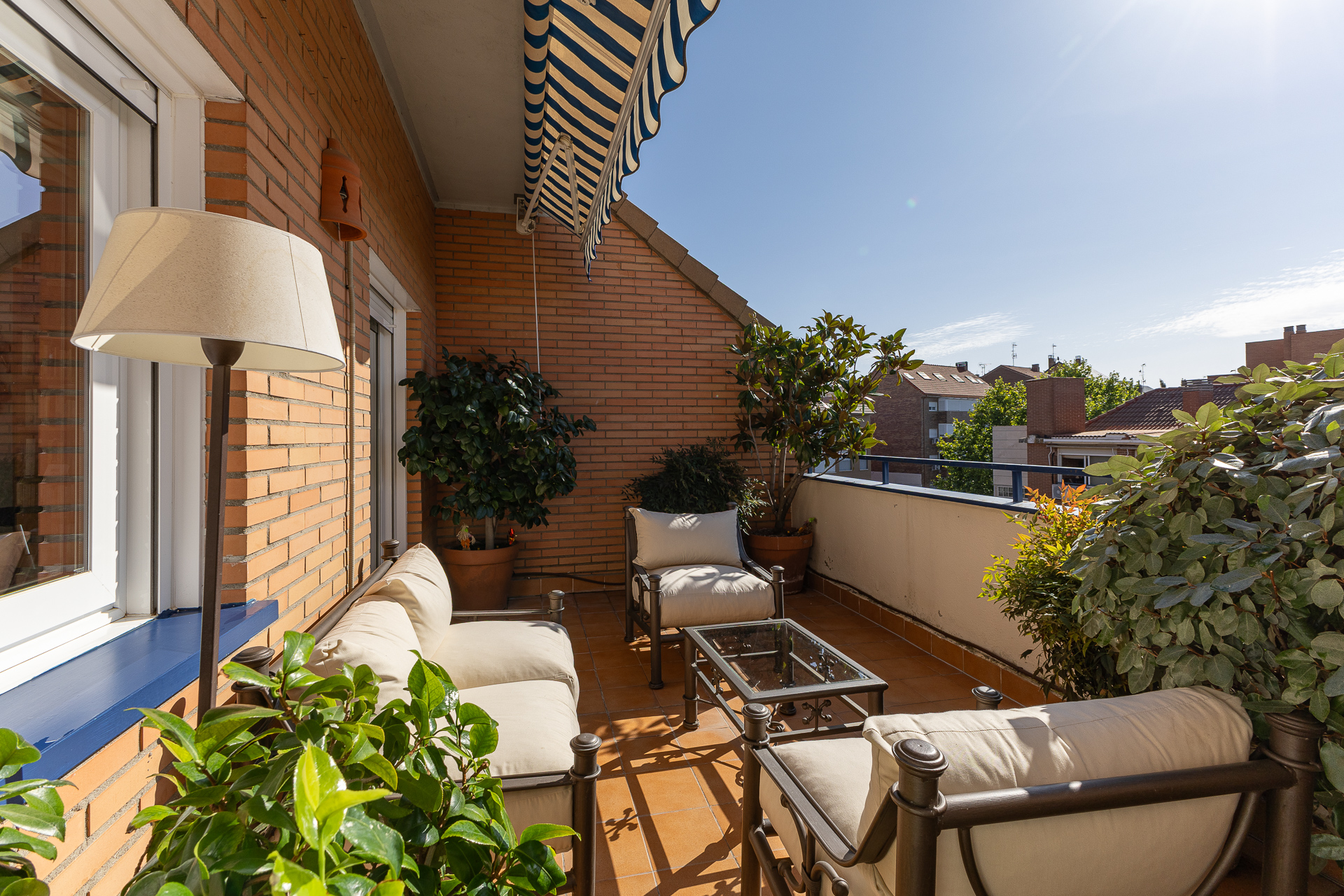Impressive Fully Renovated Duplex Penthouse with Large Terraces in Central Majadahonda