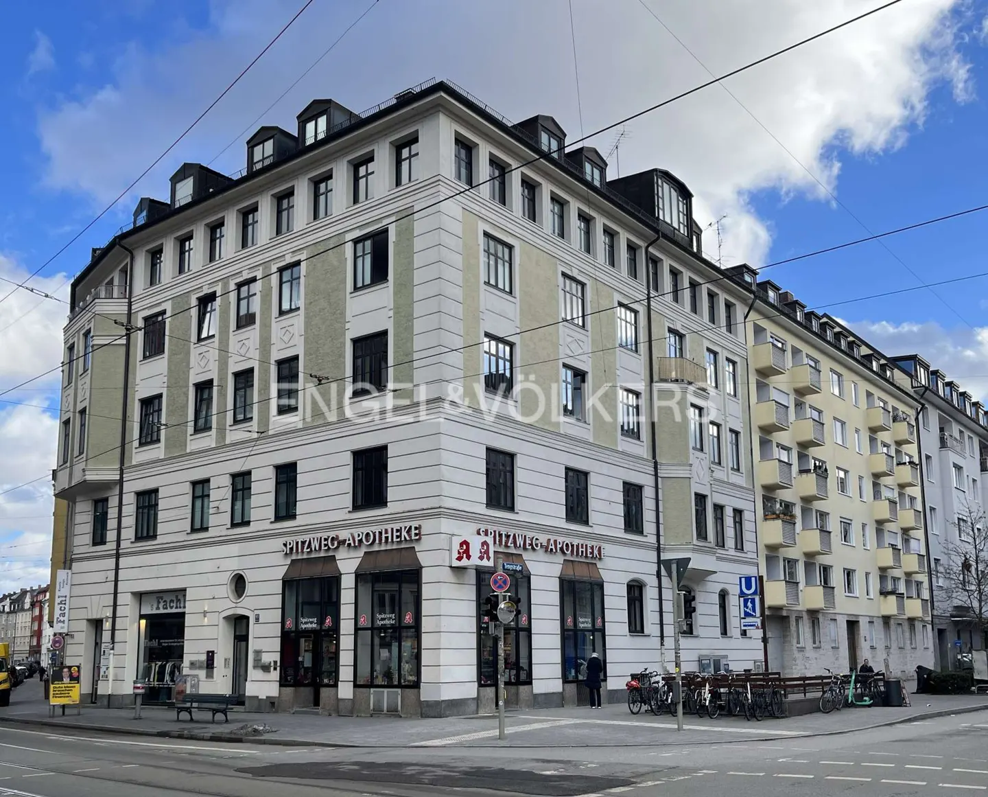 Nahe U-Bahn Hohenzollernplatz