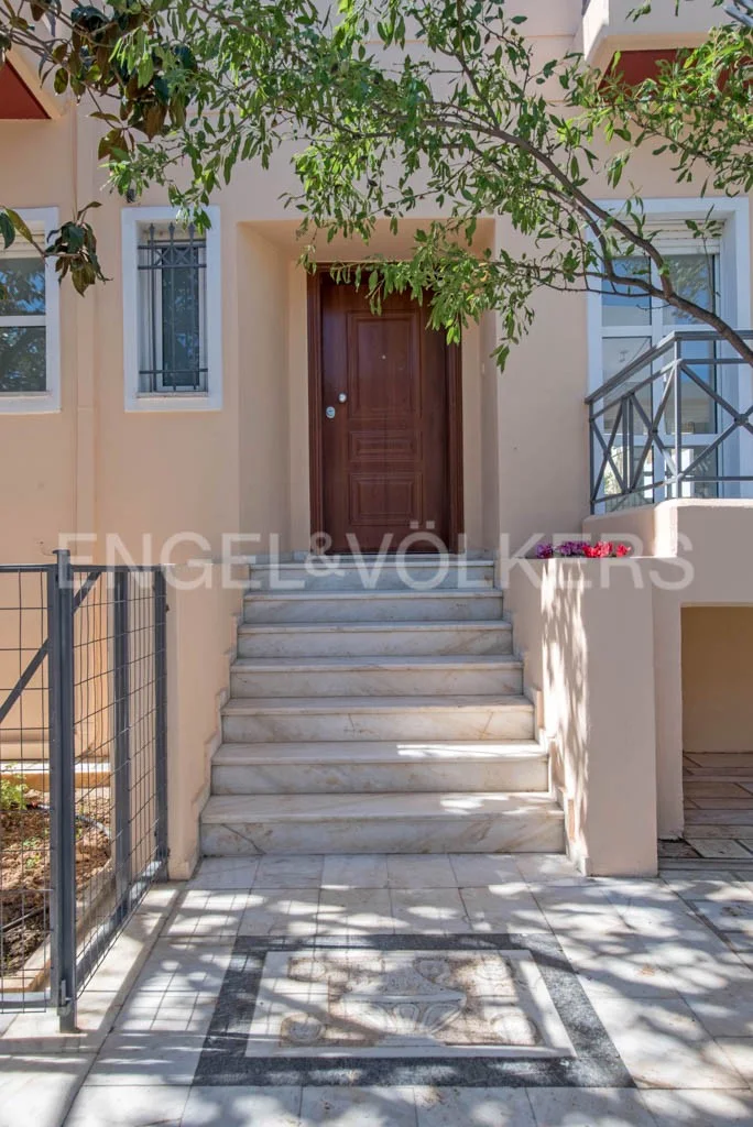 Spacious detached house in Nea Kifissia | 4 levels, 3 bedrooms, garden | Modern family living