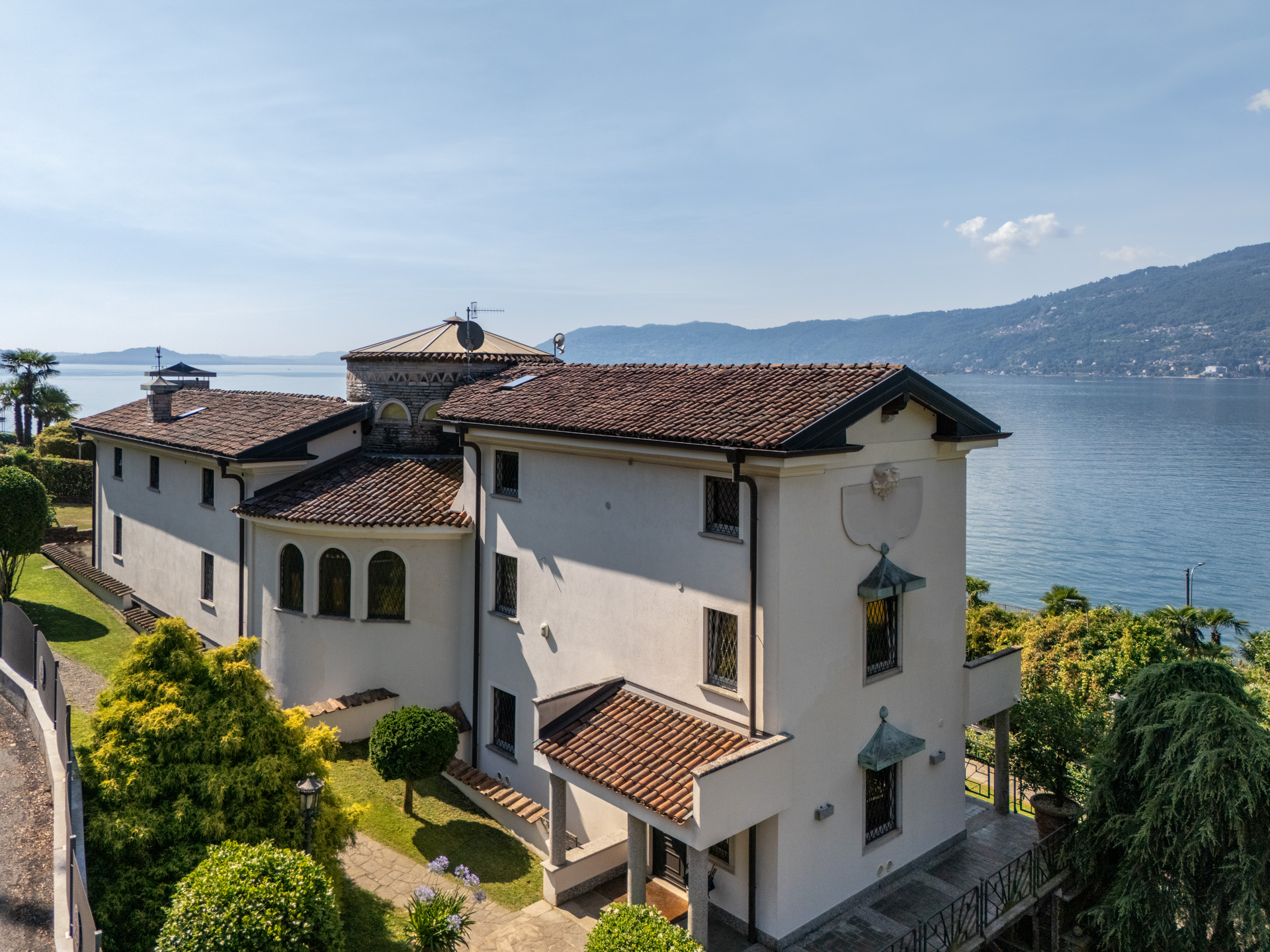 Château de Tournesol: Luxus mit Pool und Padel-Platz am Lago Maggiore
