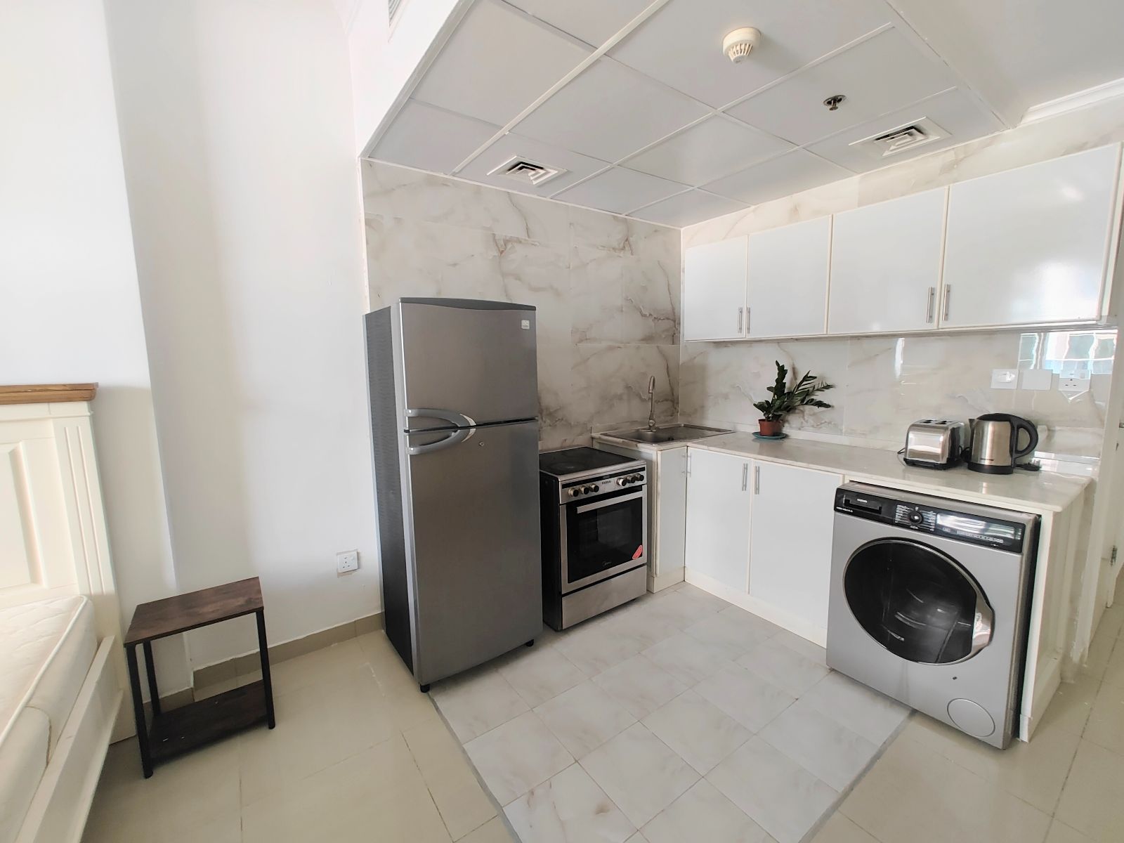 Fully Furnished Studio | Balcony | Ready to Move In