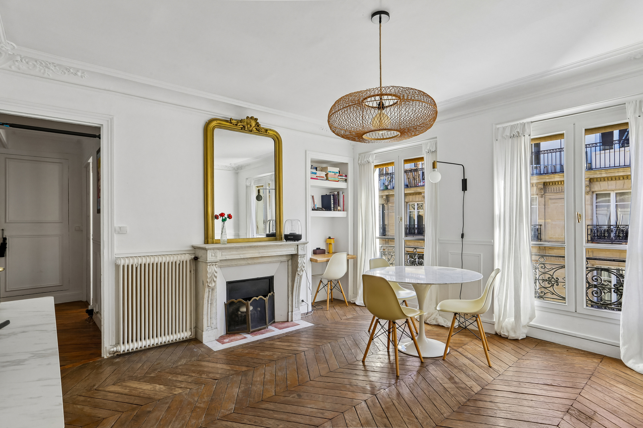 Bon Marché / Saint-Placide – 3 rooms – 4th floor with elevator