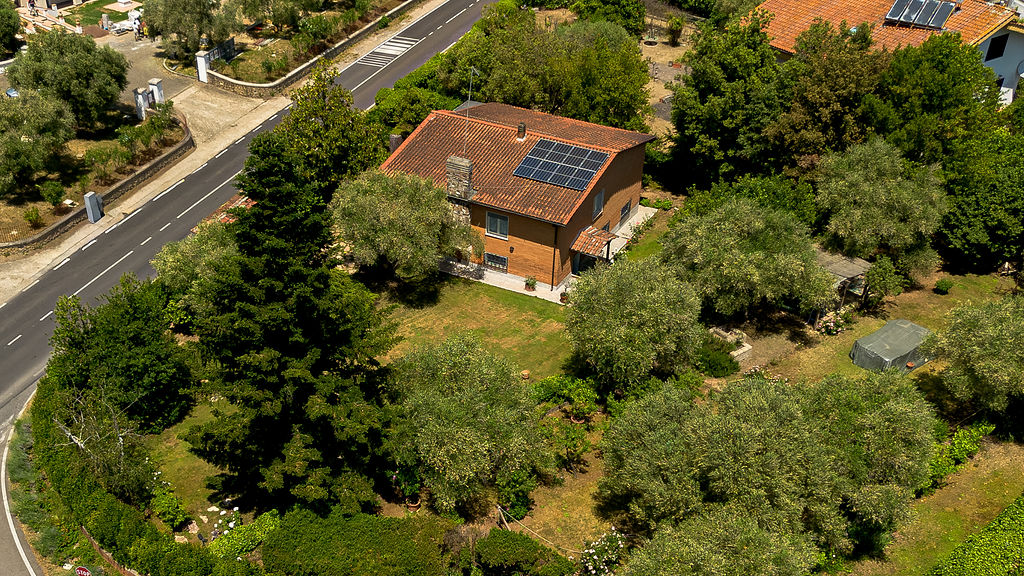 Freistehende Villa mit Garten in der Ortschaft Fonte Vivola, Sutri