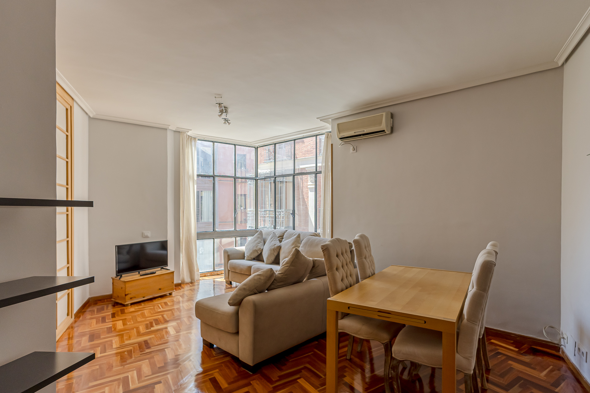 Investment opportunity in Palacio’s contemporary building