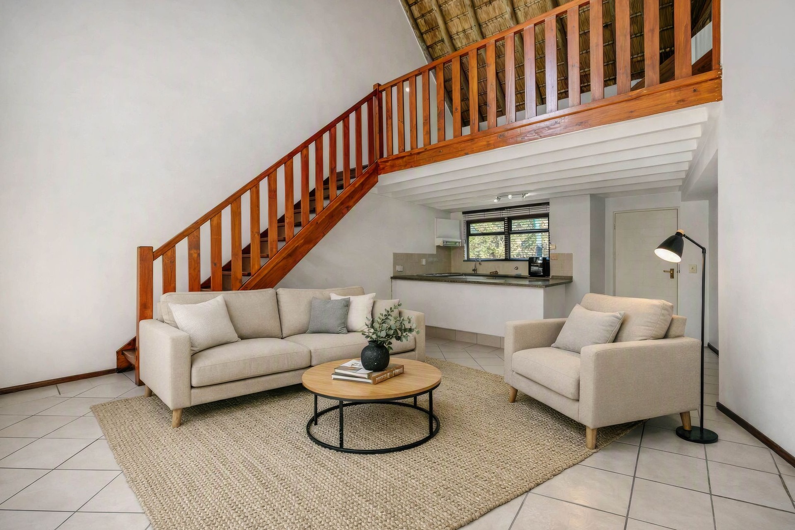 Stylish 2-Bedroom Loft Apartment in Secure Lonehill Estate