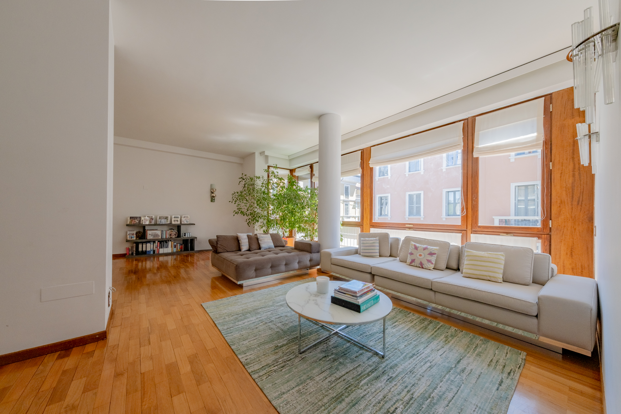 Elegant apartment on San Martino Street