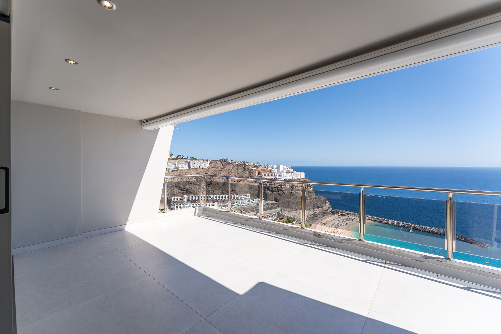 Elevated Sanctuary with Panoramic Ocean Views in Amadores