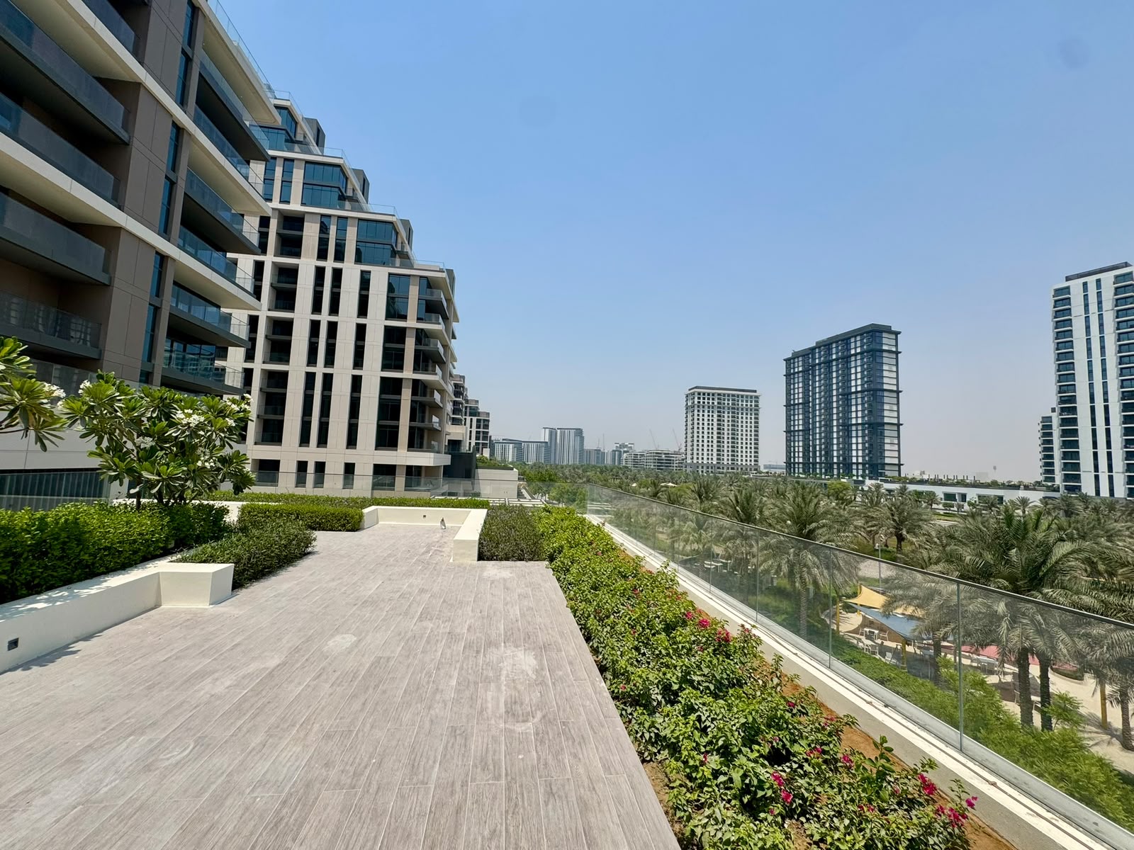 Park View | Brand New | Low floor